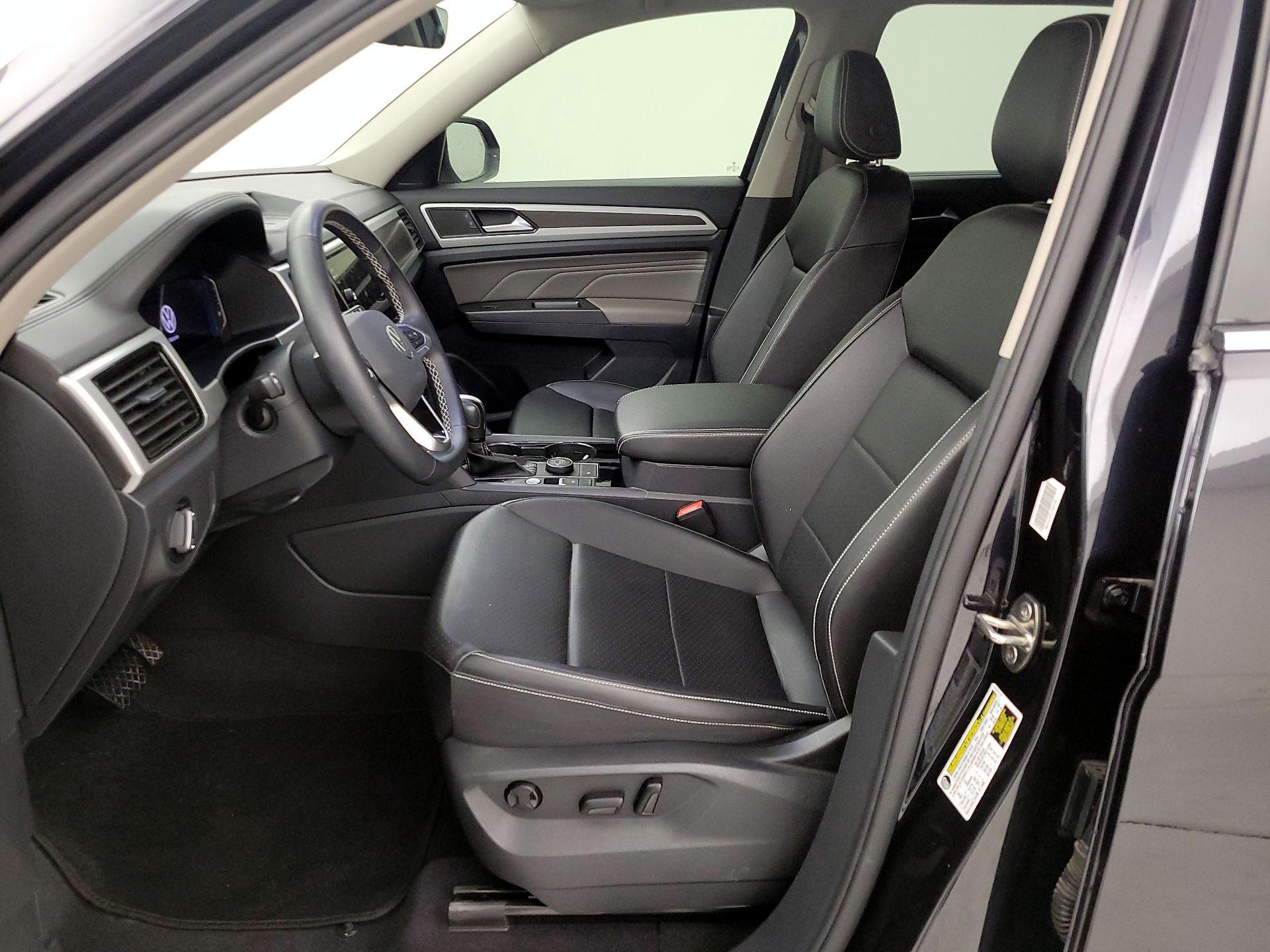 Thumbnail: 2023 Volkswagen Atlas - 11