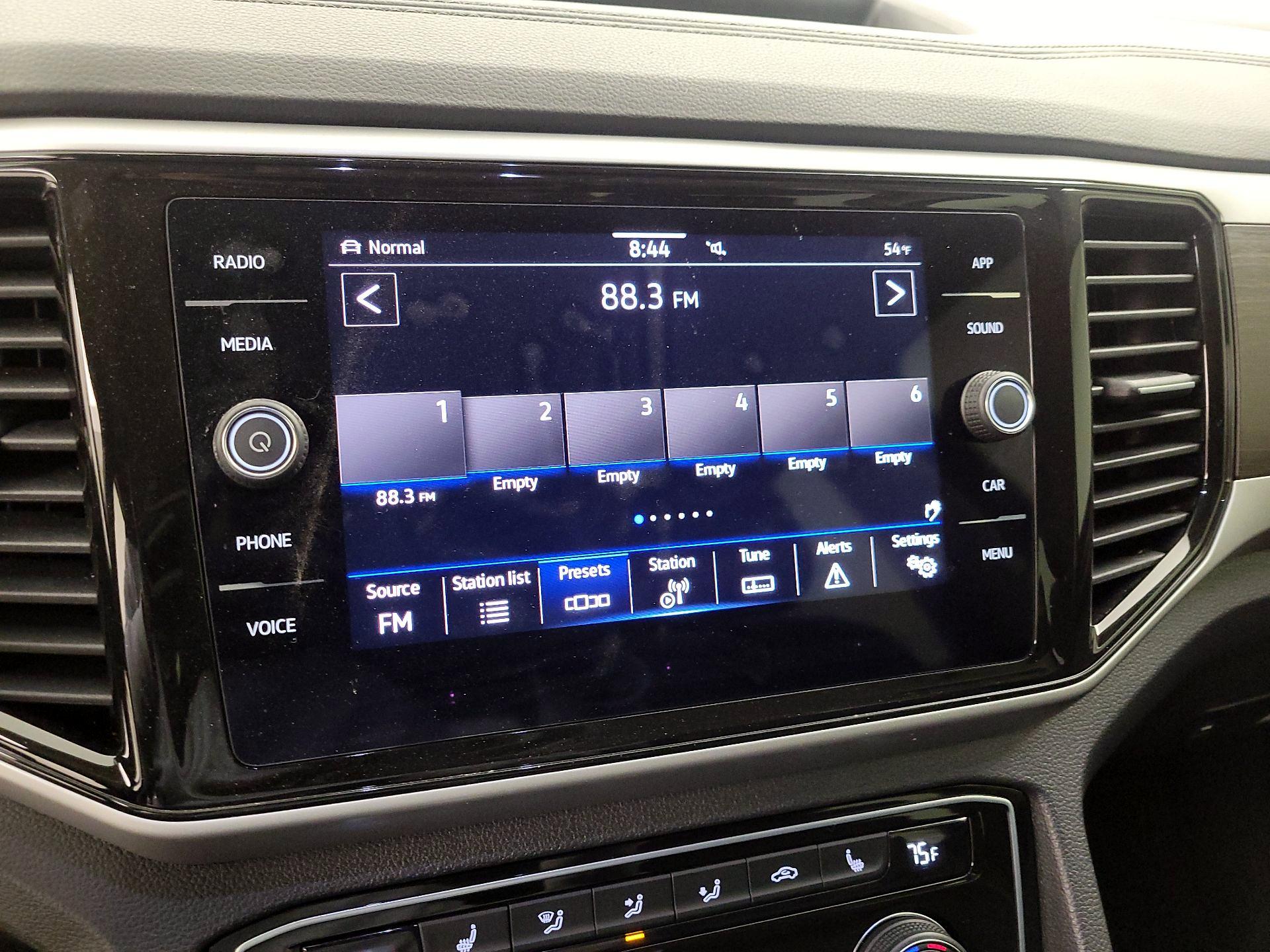 Thumbnail: 2023 Volkswagen Atlas - 15