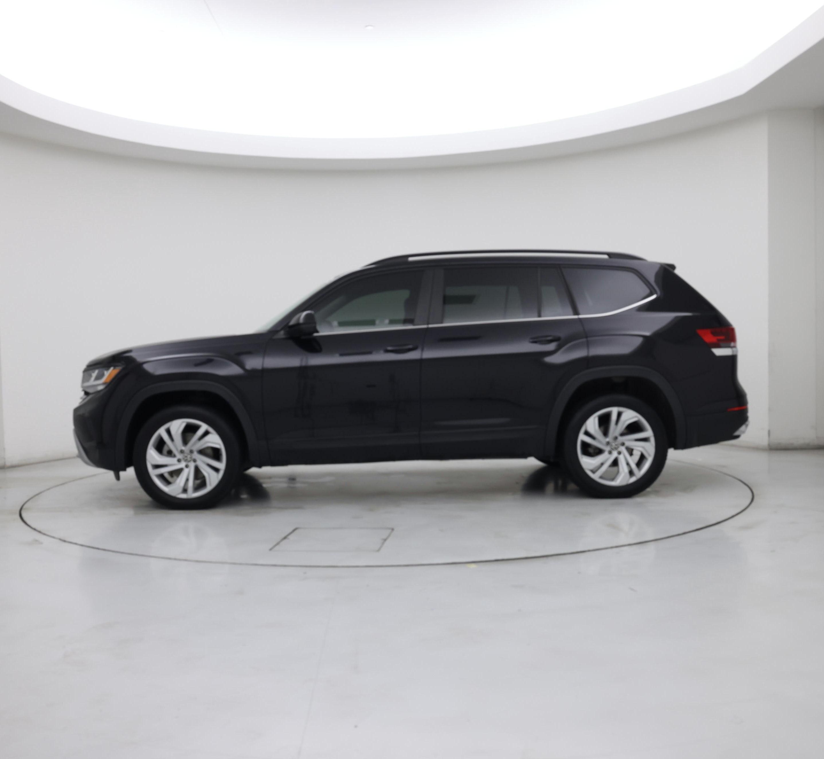 Thumbnail: 2023 Volkswagen Atlas - 3