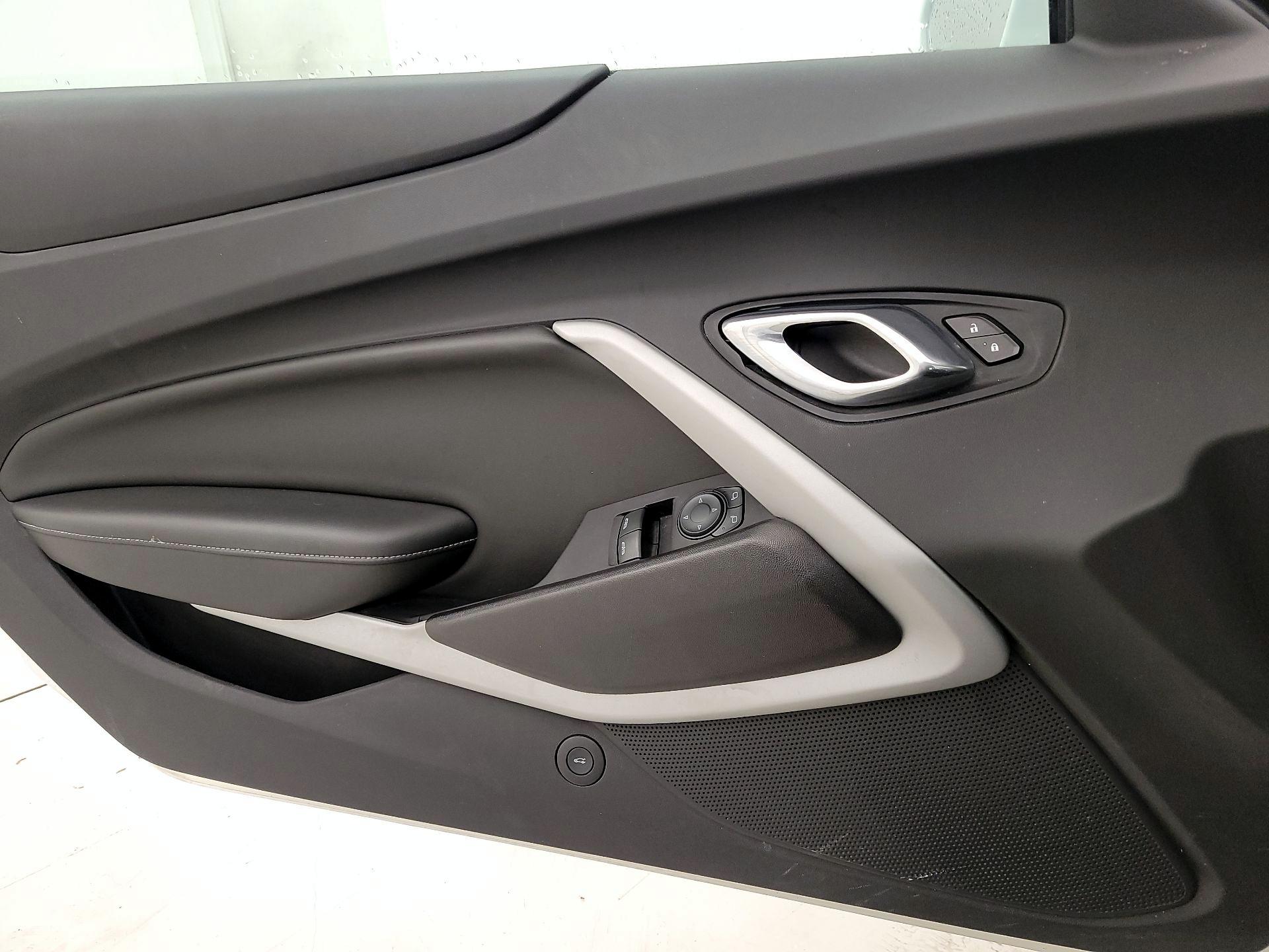 Thumbnail: 2021 Chevrolet Camaro - 12