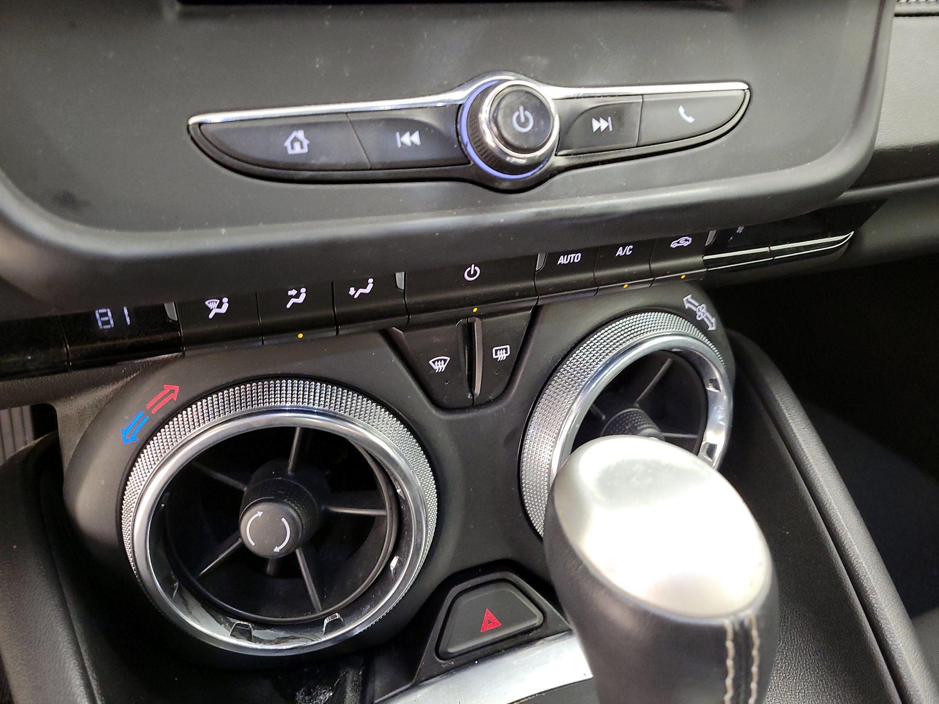 Thumbnail: 2021 Chevrolet Camaro - 15