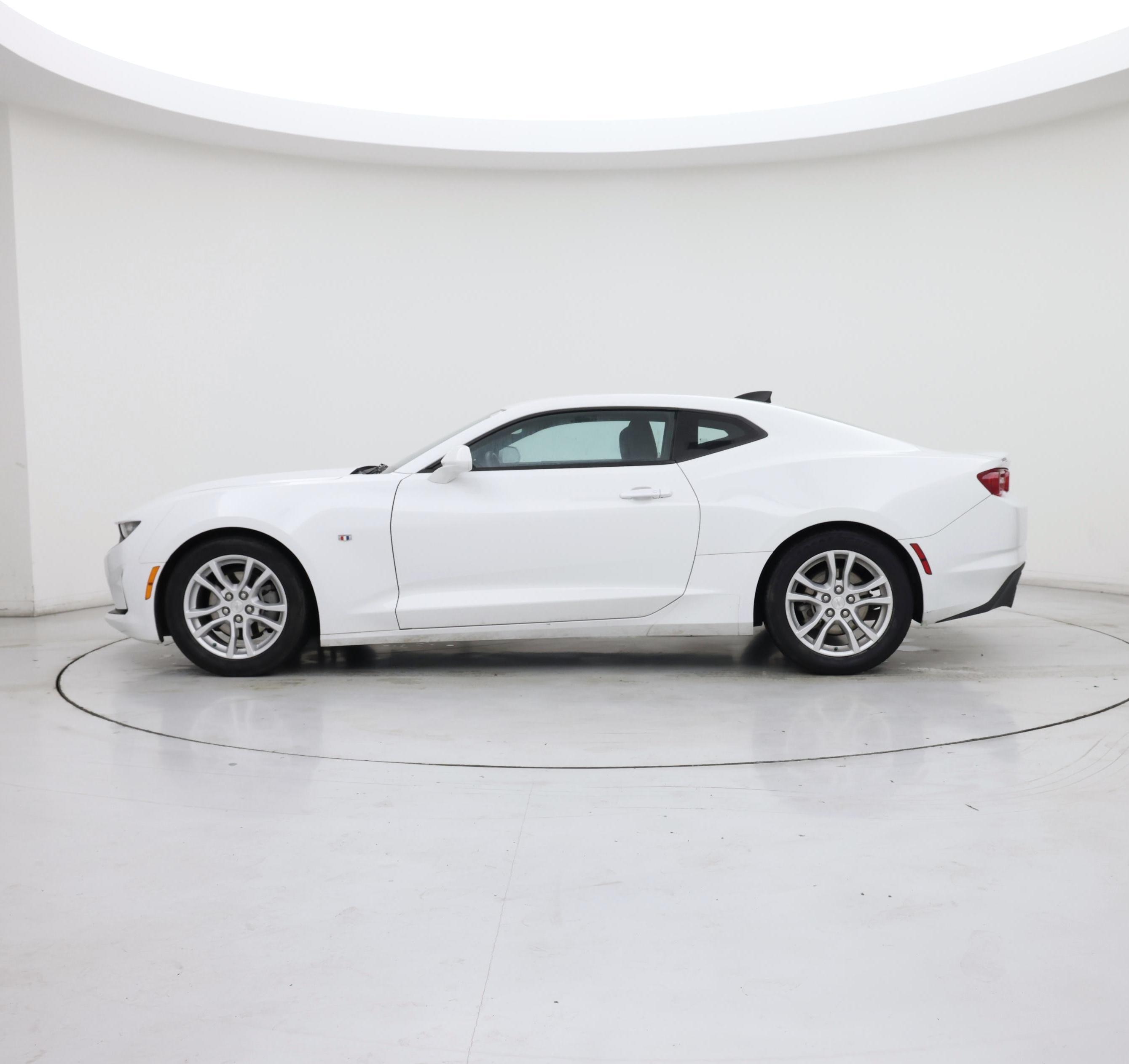 Thumbnail: 2021 Chevrolet Camaro - 3