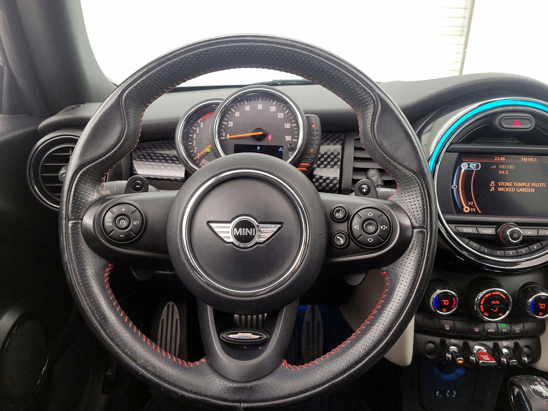 Thumbnail: 2017 MINI Cooper - 10