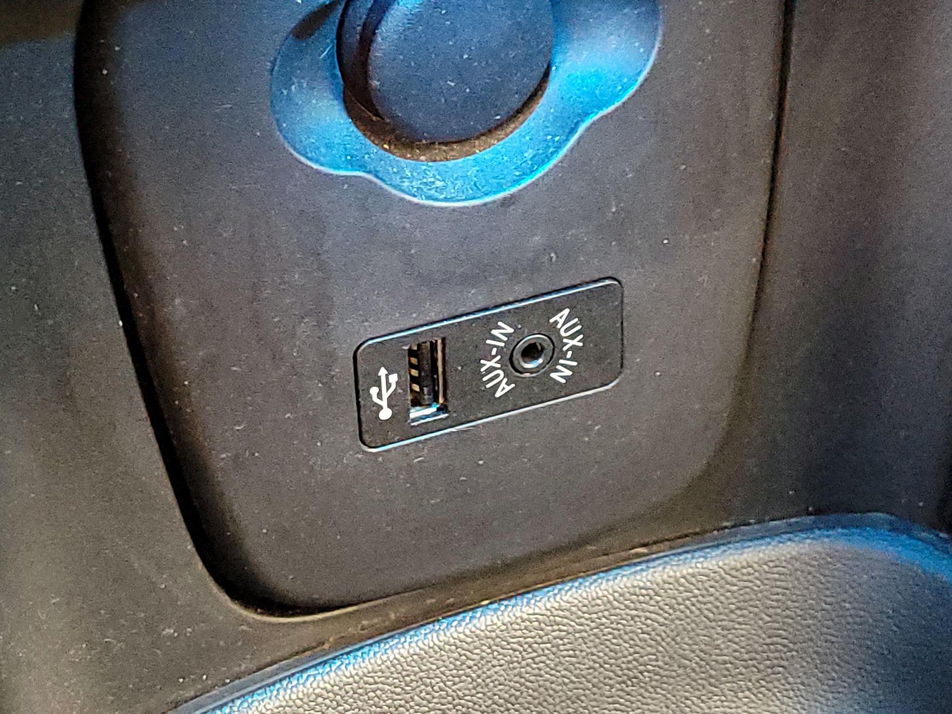 Thumbnail: 2017 MINI Cooper - 17