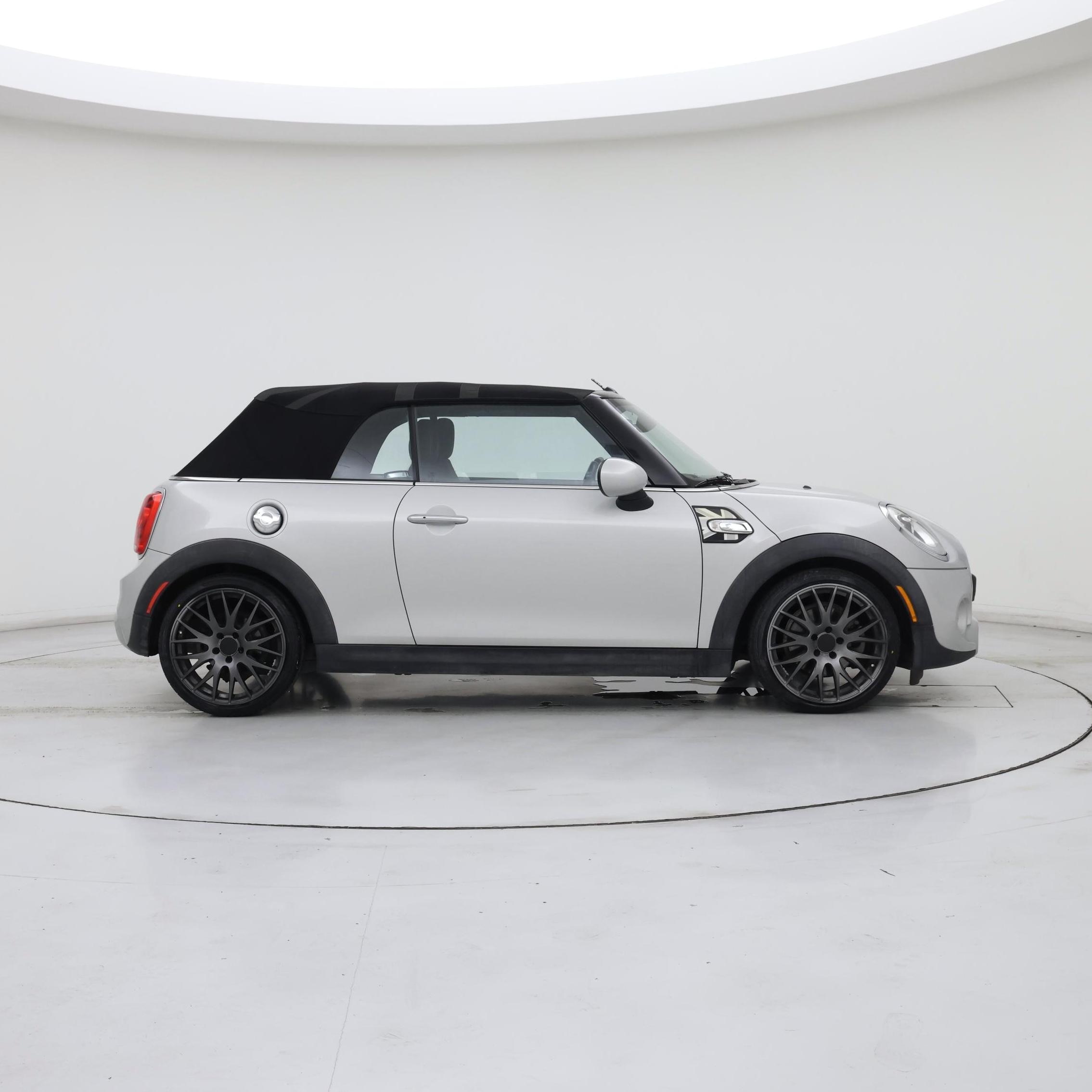 Thumbnail: 2017 MINI Cooper - 7