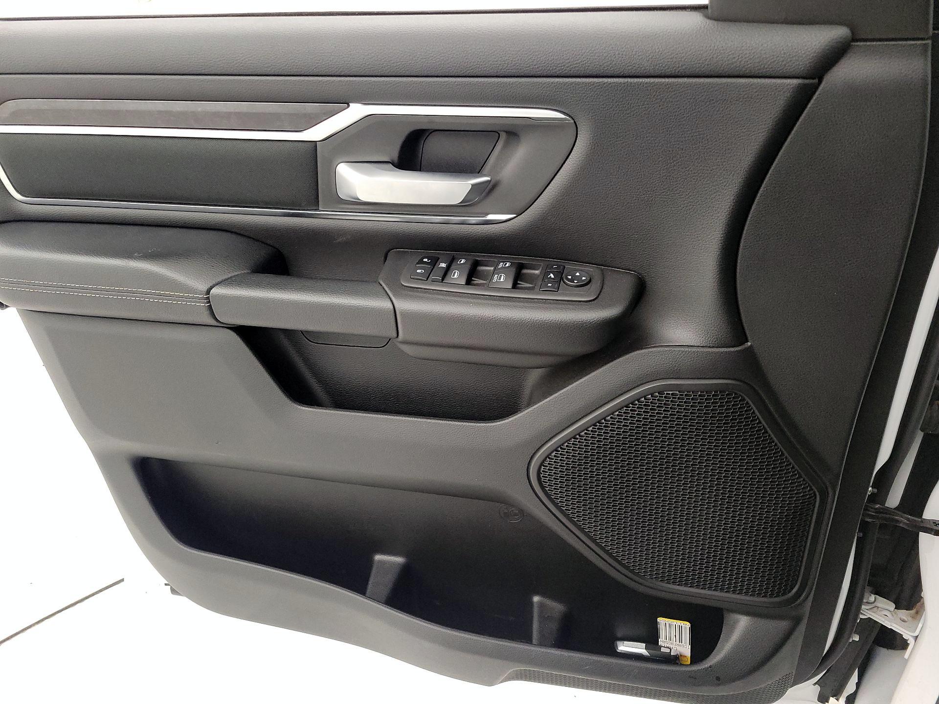 Thumbnail: 2024 RAM 1500 - 10