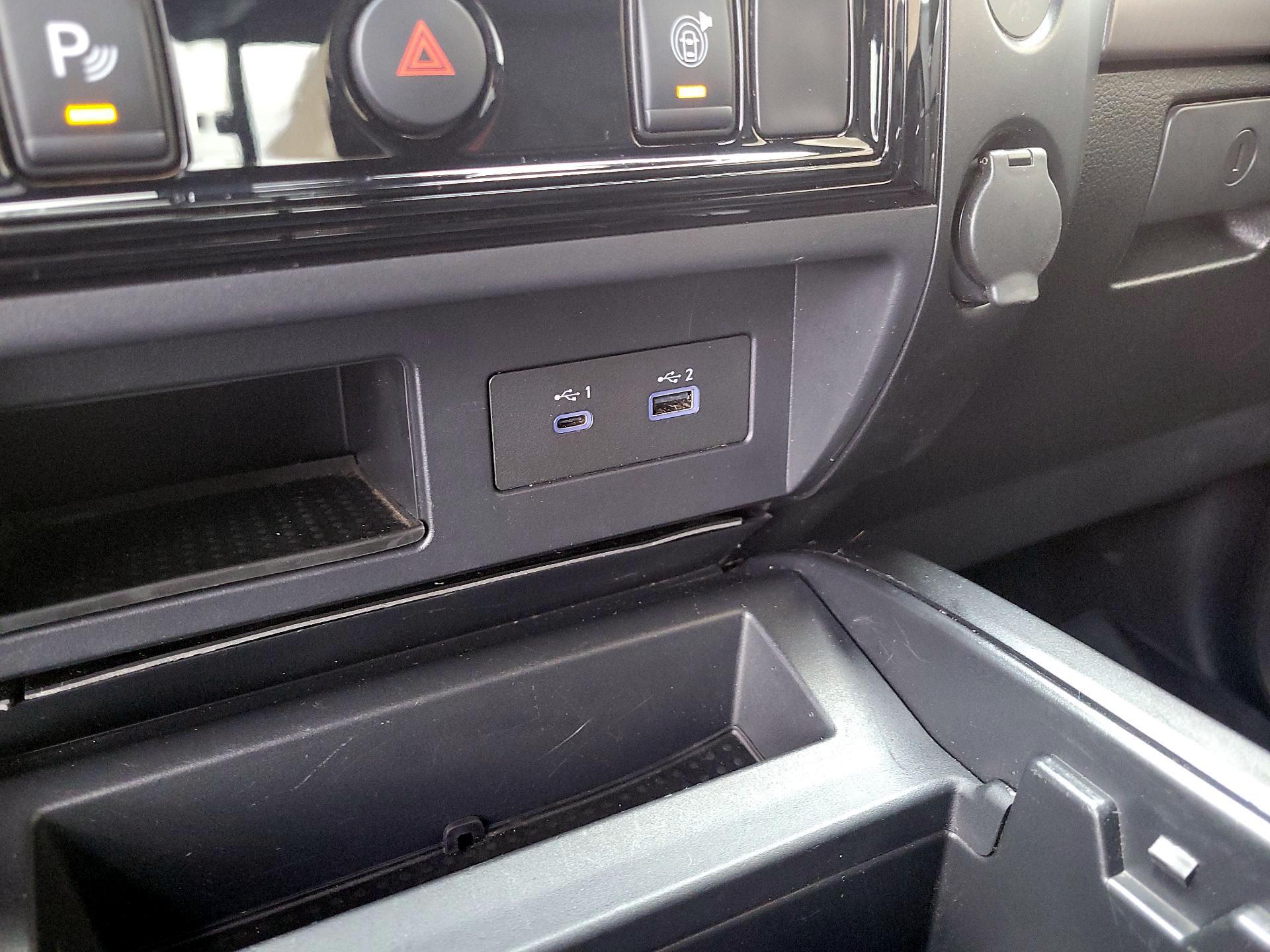 Thumbnail: 2023 Nissan Titan - 17