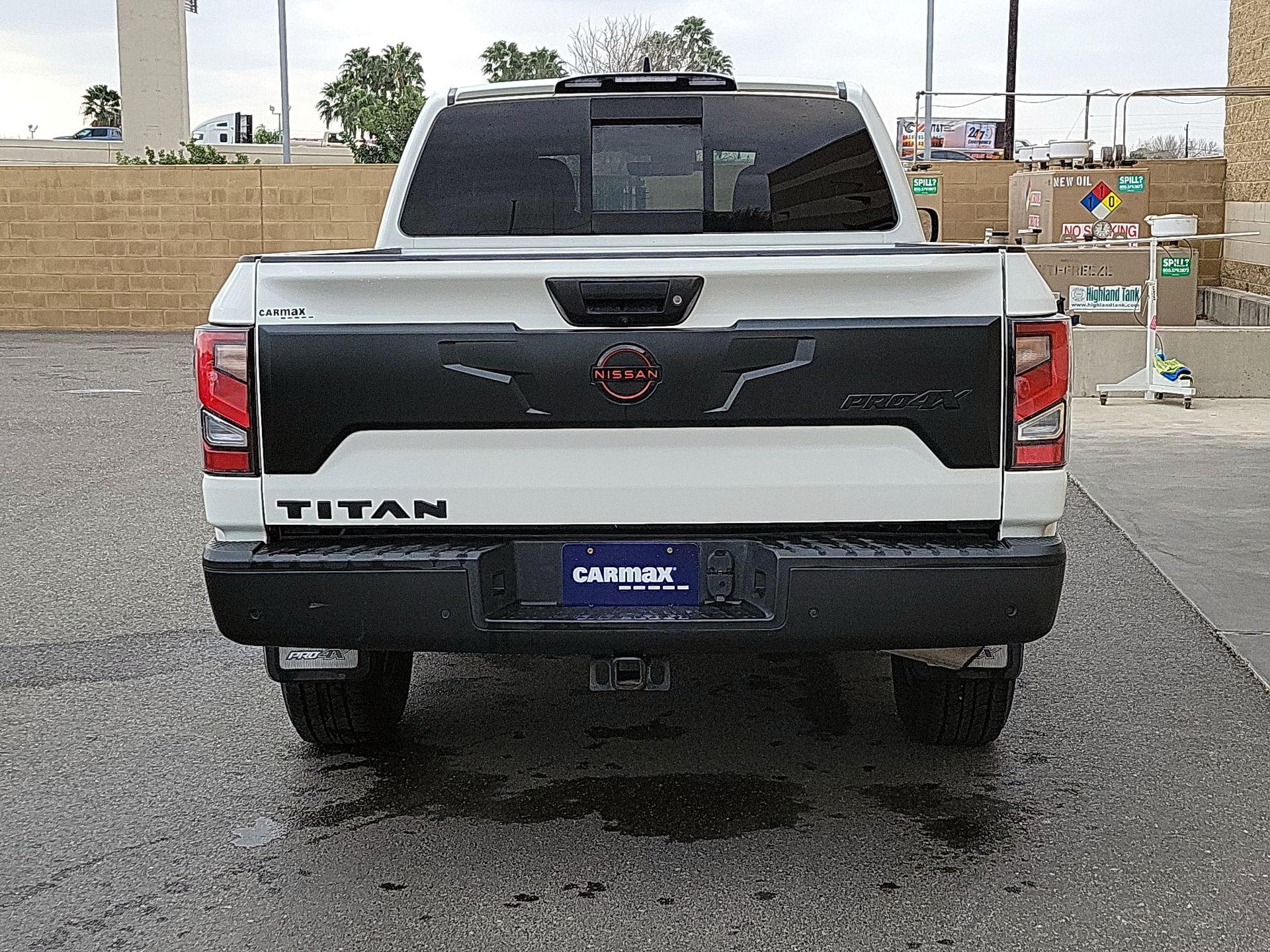 Thumbnail: 2023 Nissan Titan - 6