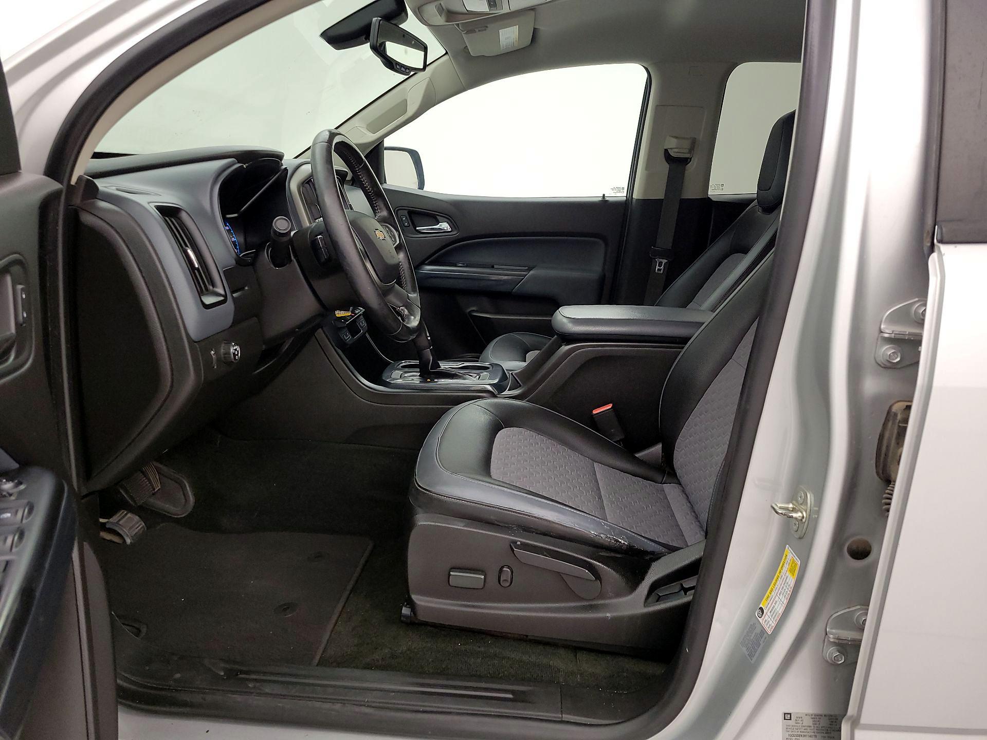 Thumbnail: 2017 Chevrolet Colorado - 9