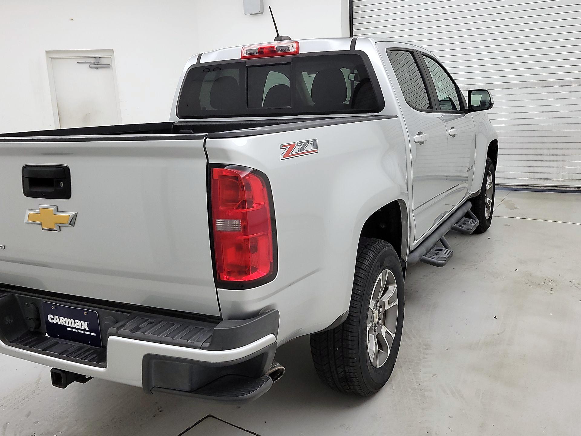 Thumbnail: 2017 Chevrolet Colorado - 5