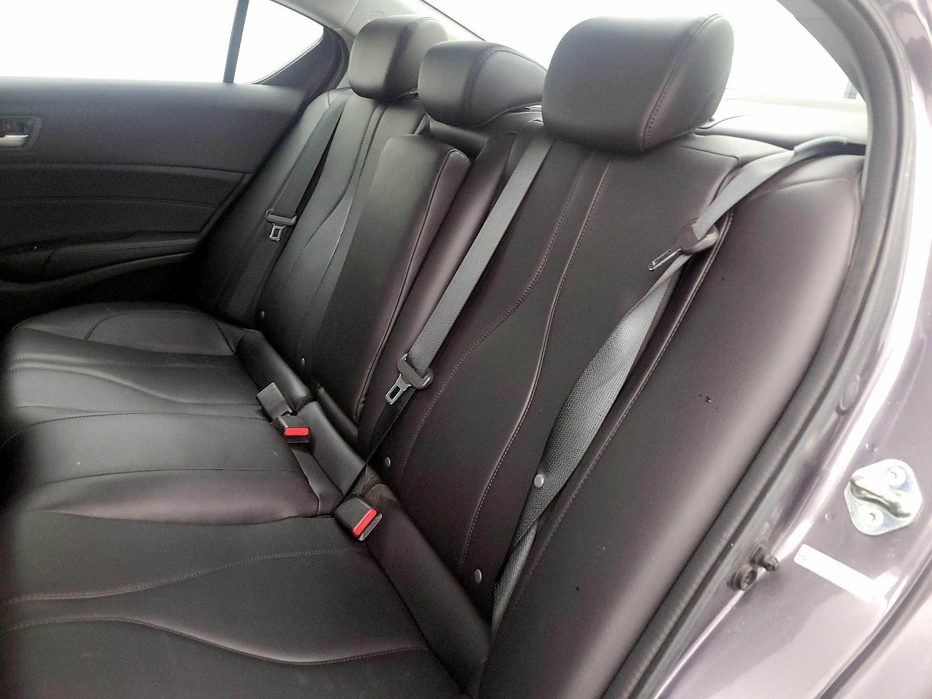 Thumbnail: 2020 Acura ILX - 20