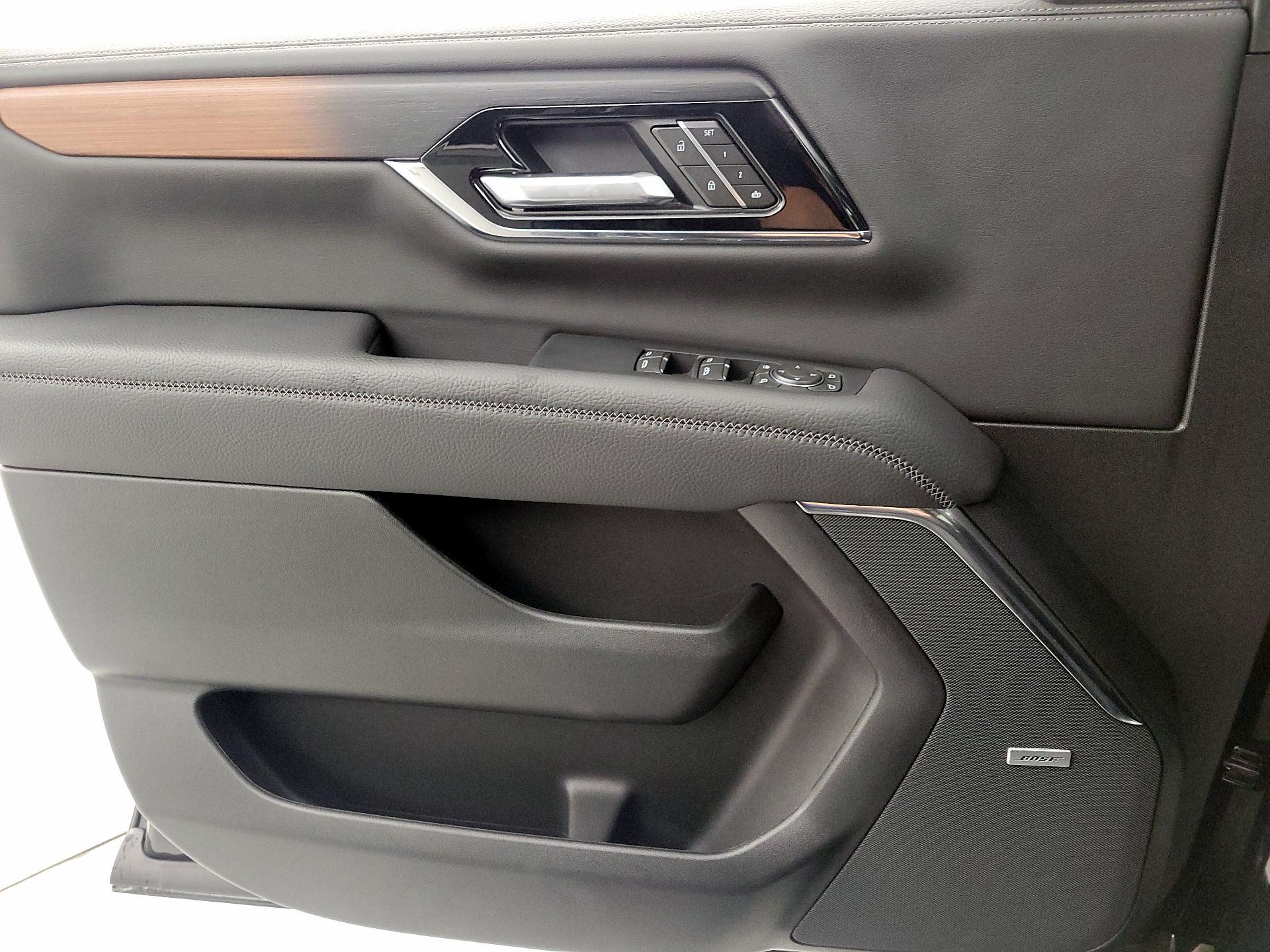 Thumbnail: 2025 GMC Yukon - 10