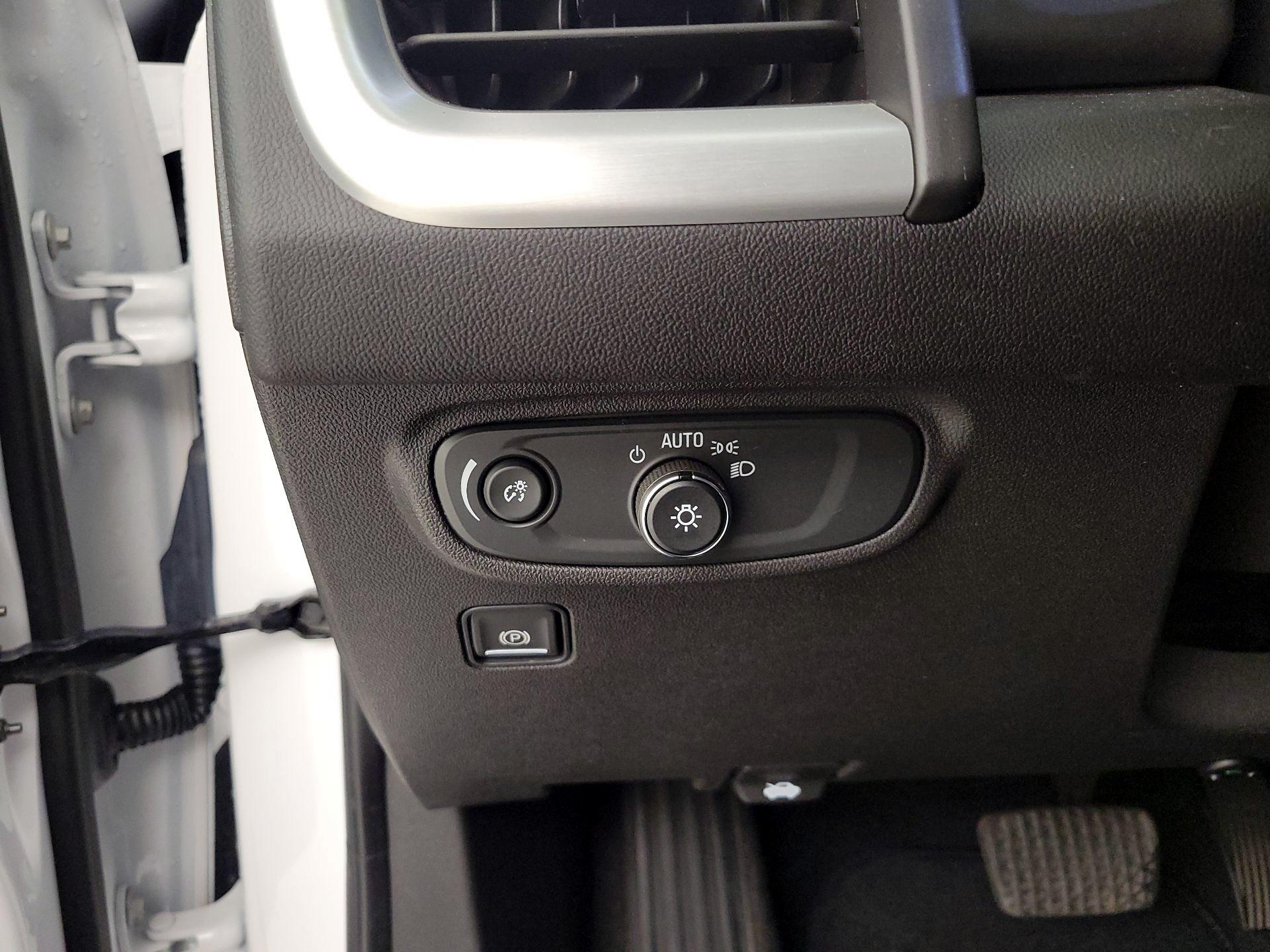 Thumbnail: 2021 GMC Terrain - 11