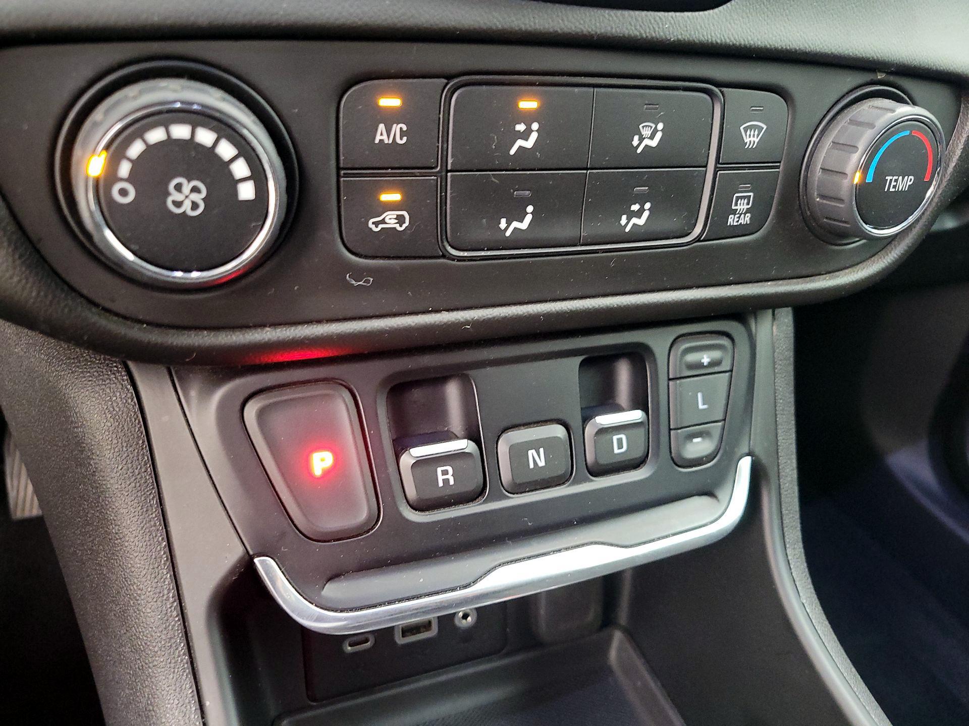 Thumbnail: 2021 GMC Terrain - 15