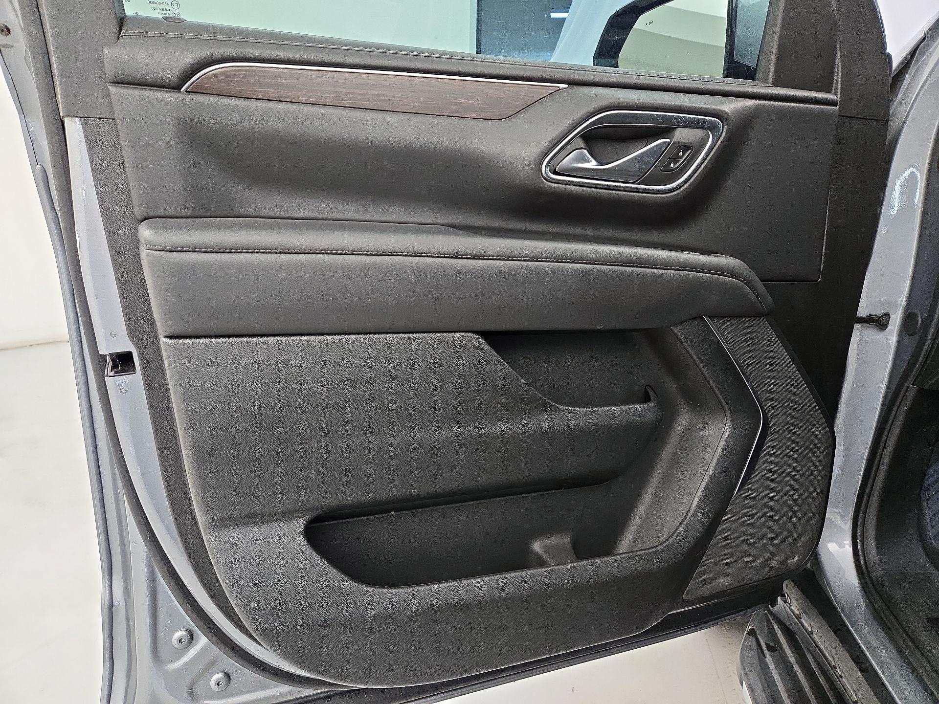 Thumbnail: 2024 Chevrolet Tahoe - 12