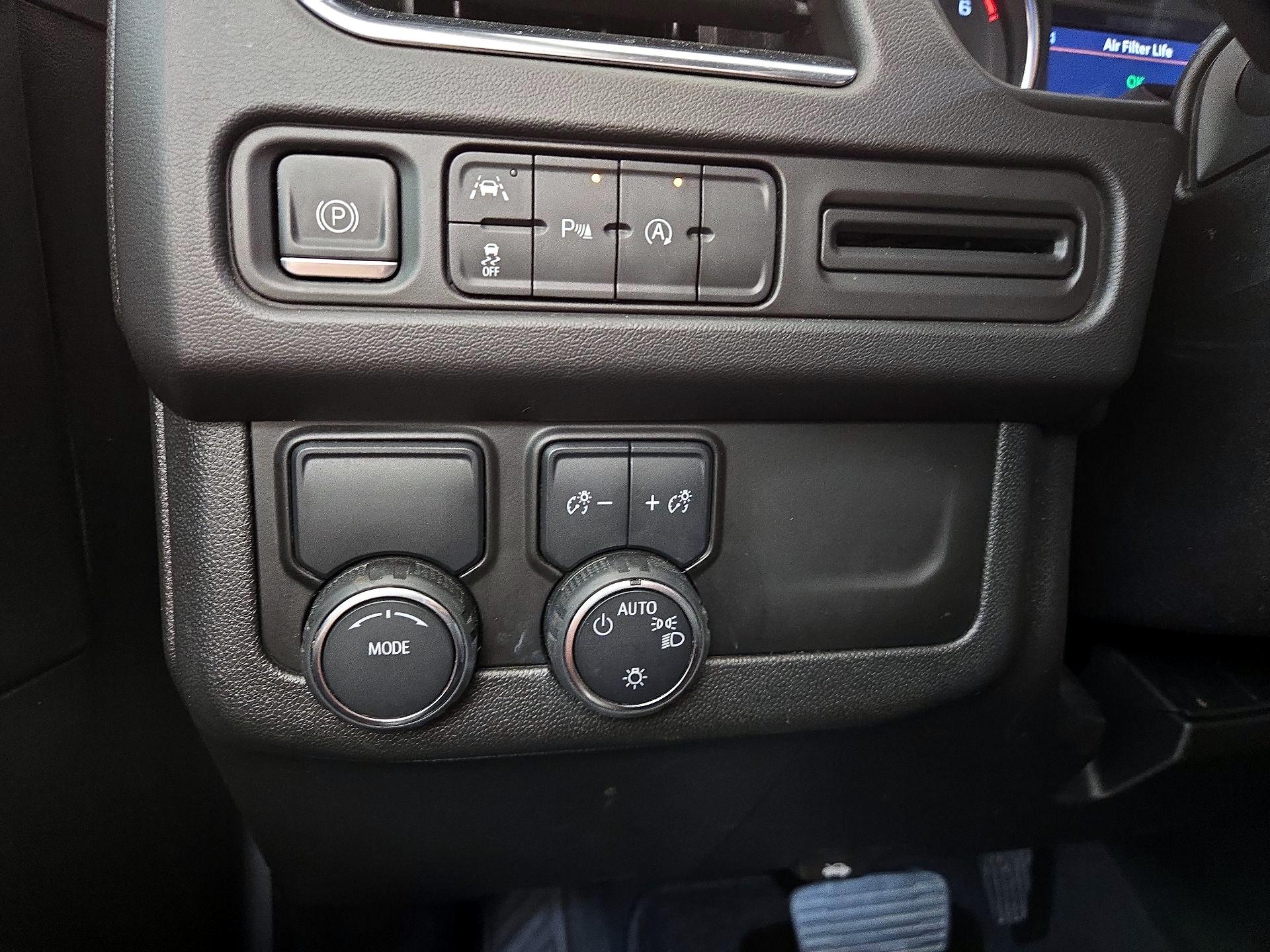 Thumbnail: 2024 Chevrolet Tahoe - 13