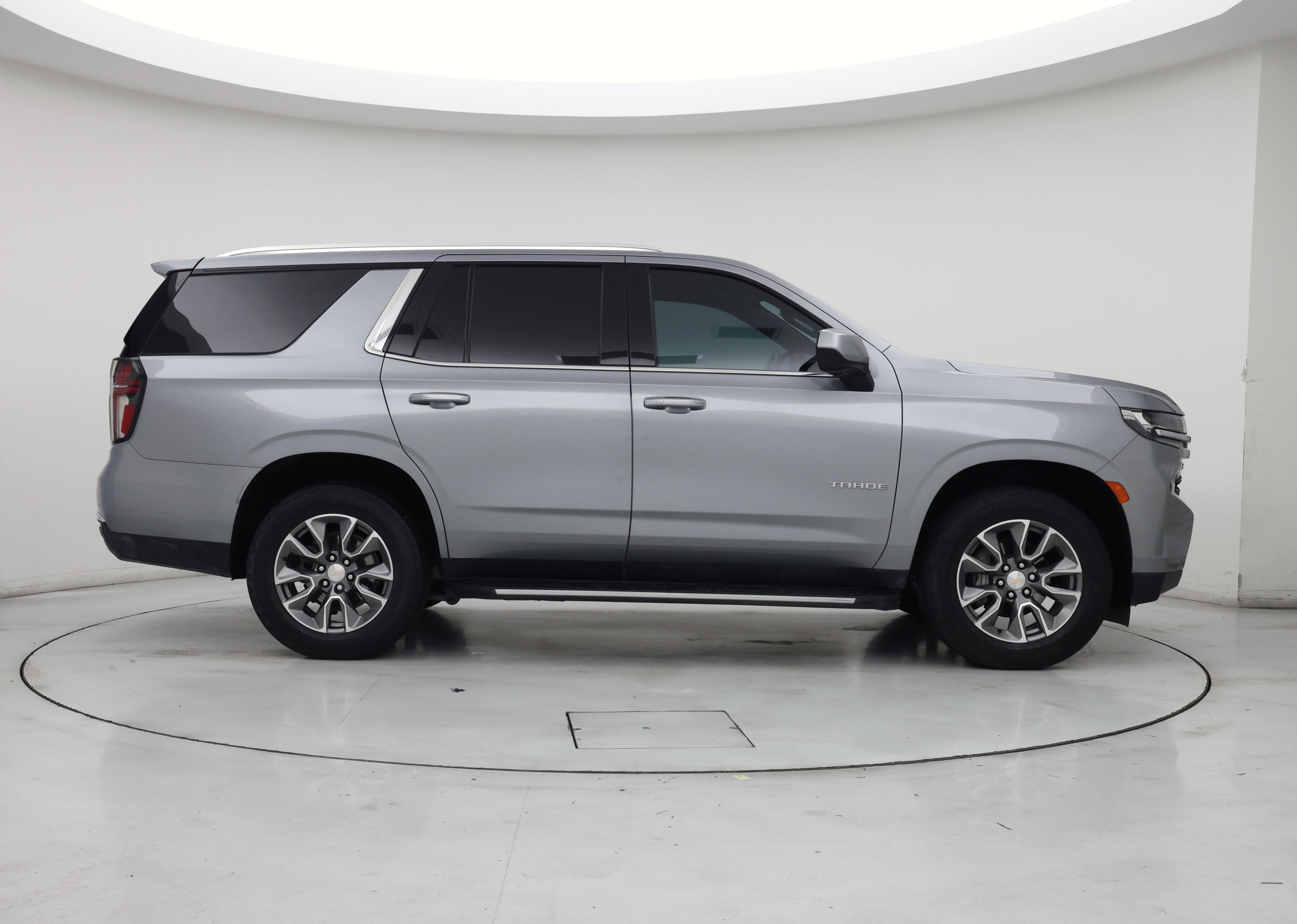 Thumbnail: 2024 Chevrolet Tahoe - 7