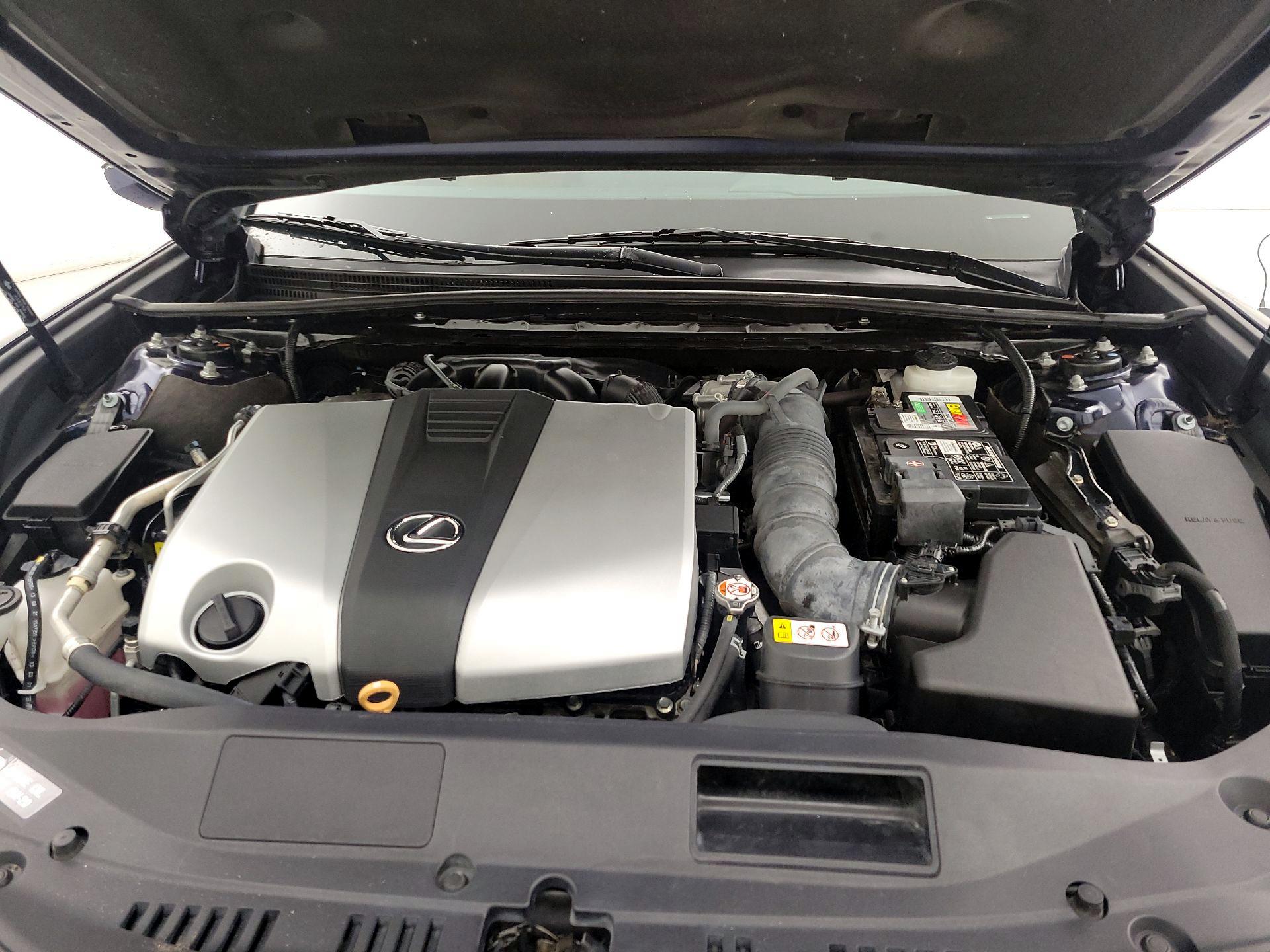 Thumbnail: 2022 Lexus ES - 20