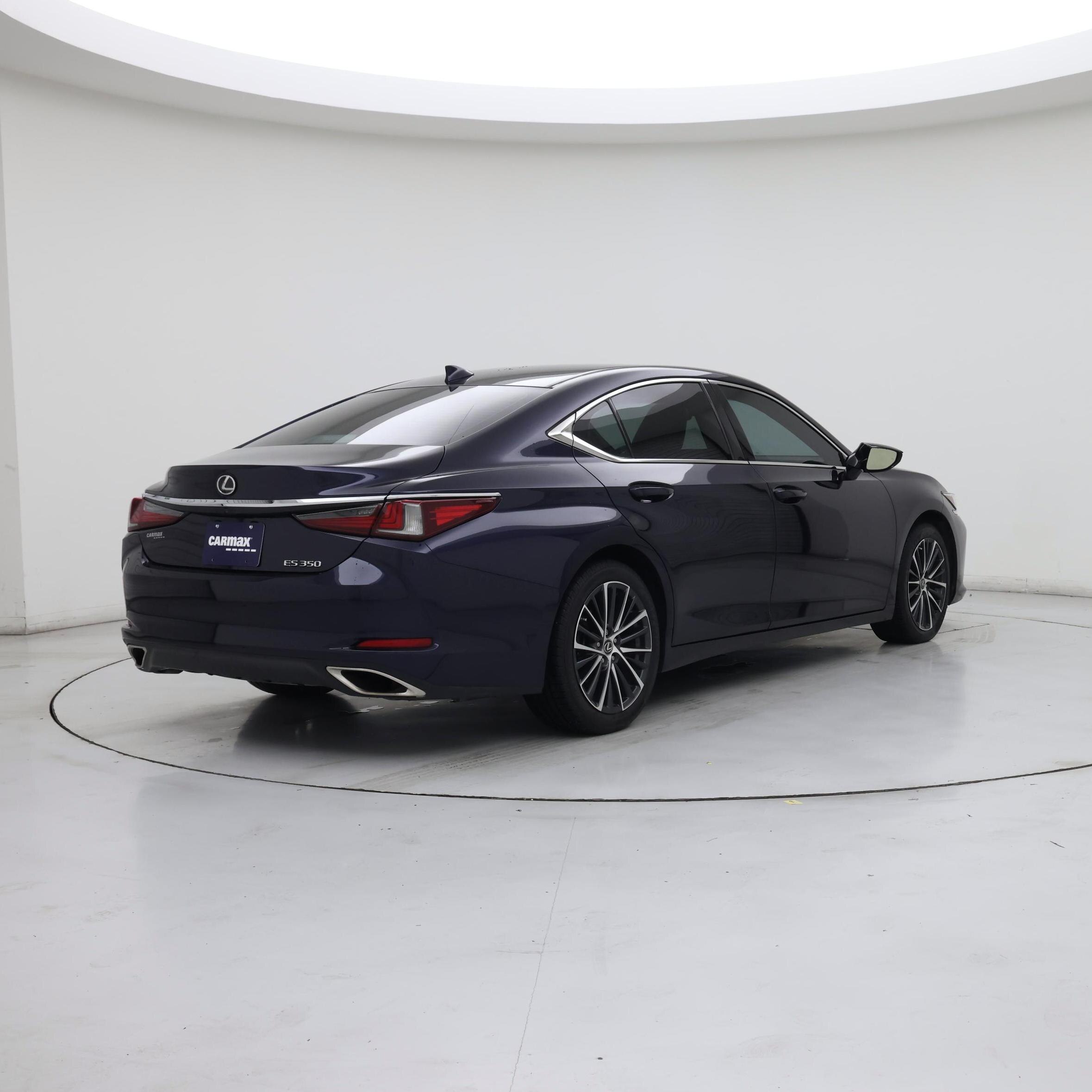 Thumbnail: 2022 Lexus ES - 8