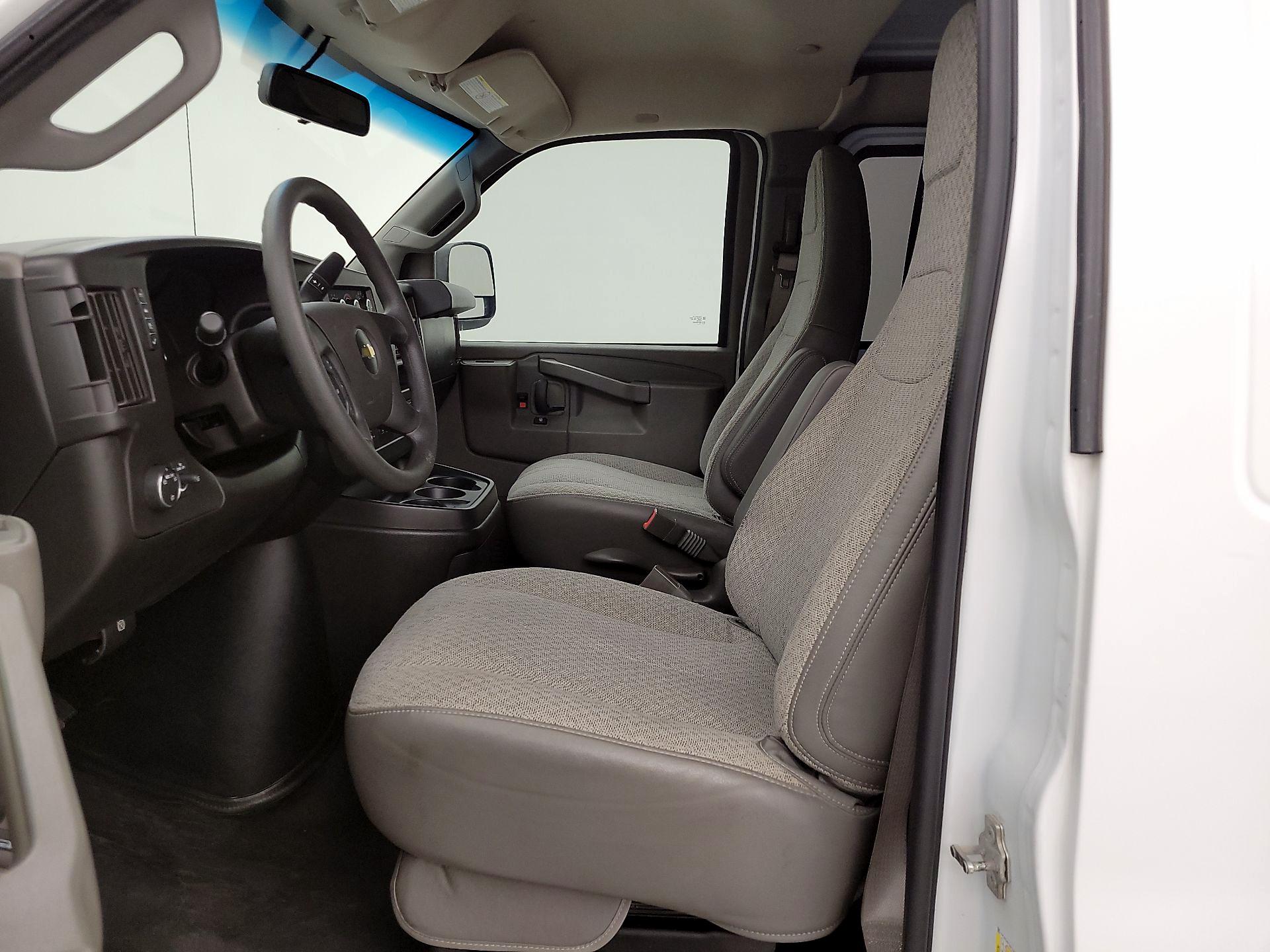 Thumbnail: 2019 Chevrolet Express - 9