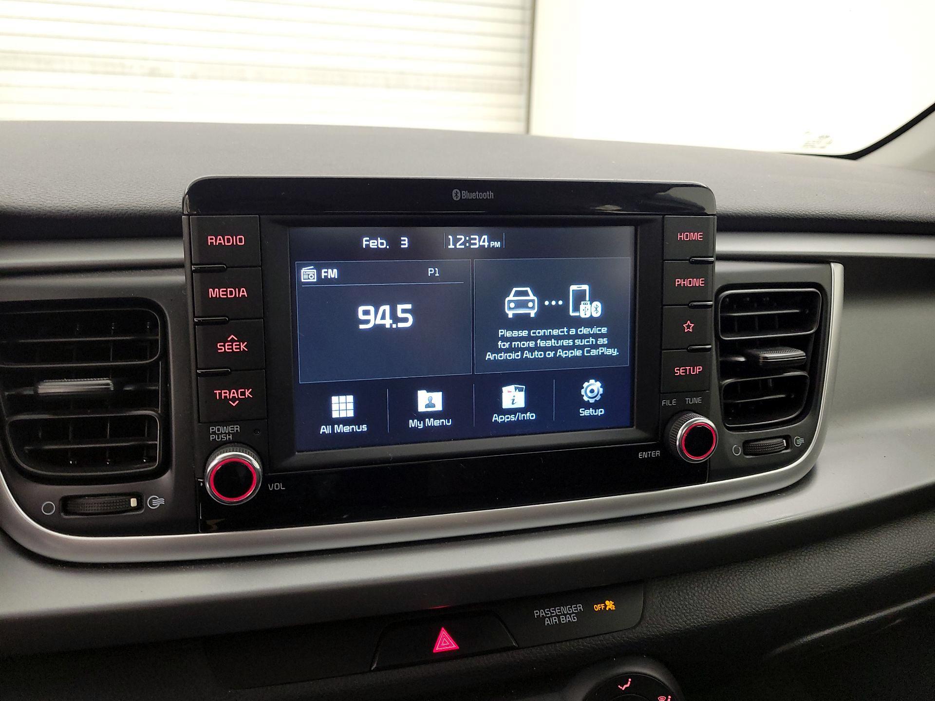 Thumbnail: 2020 Kia Rio - 13