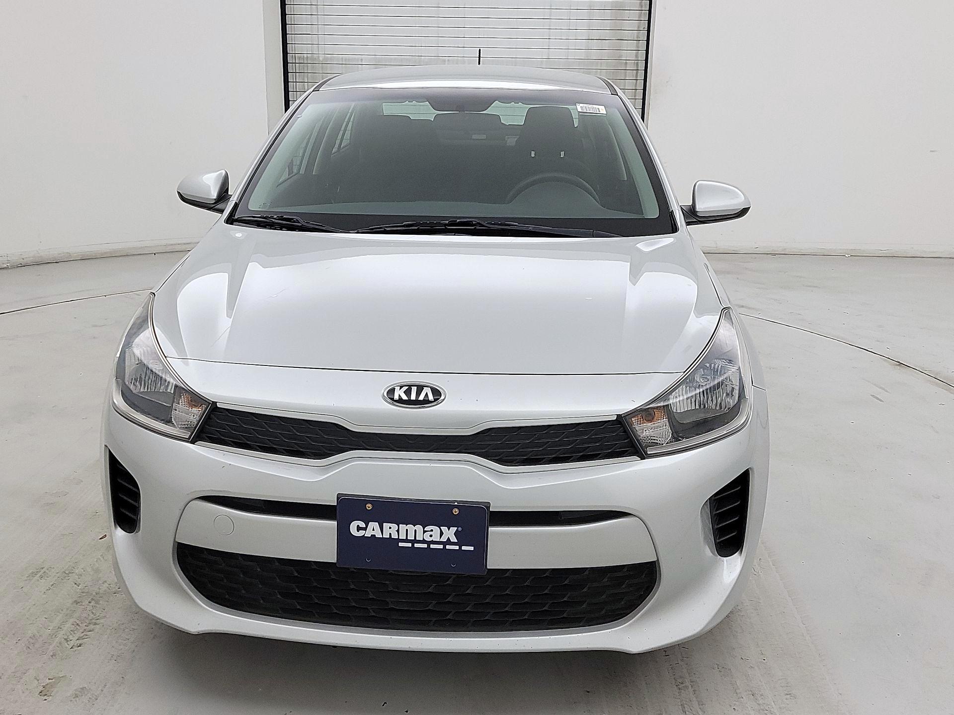 Thumbnail: 2020 Kia Rio - 2