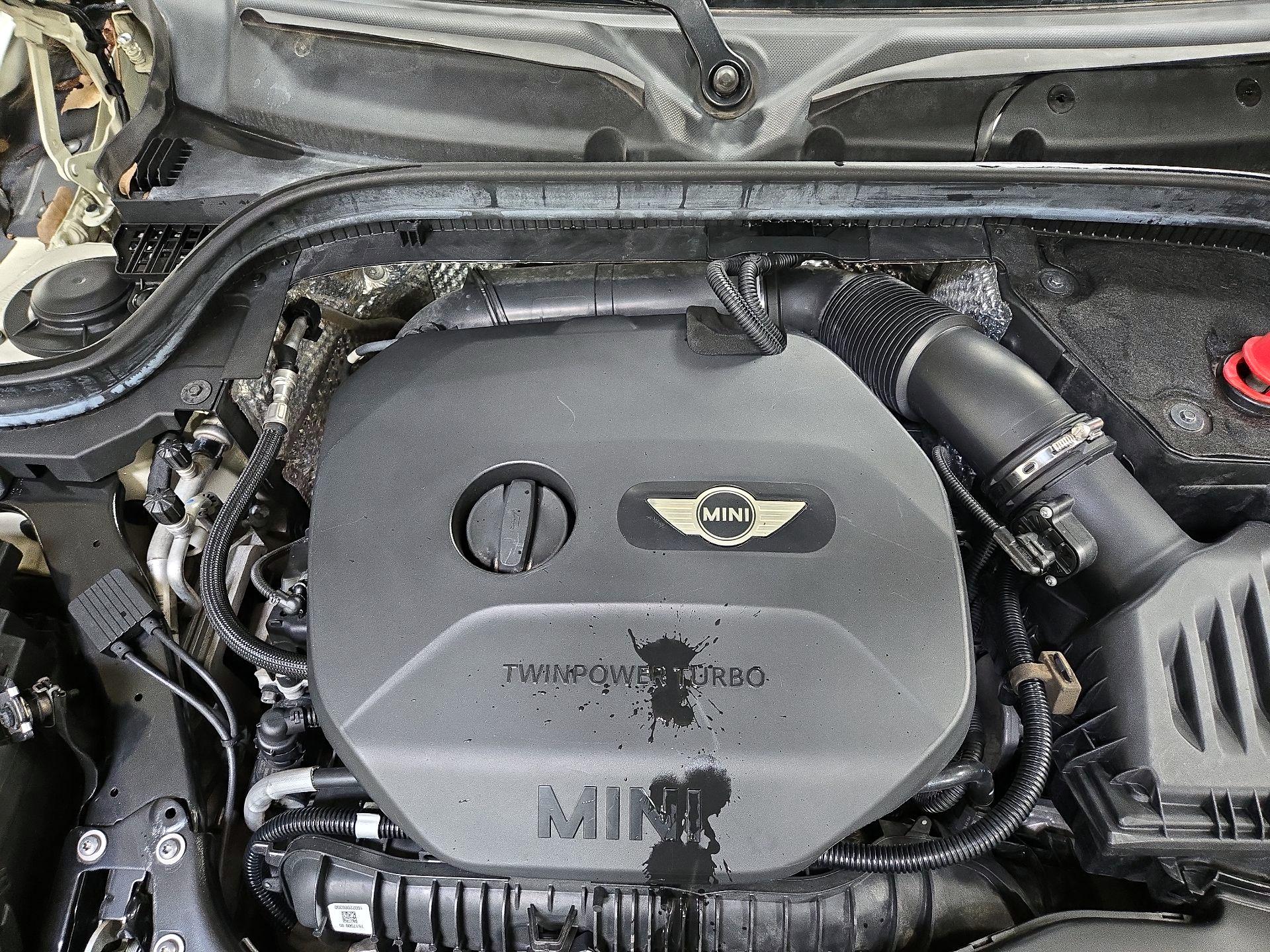 Thumbnail: 2016 MINI Cooper Hardtop - 20