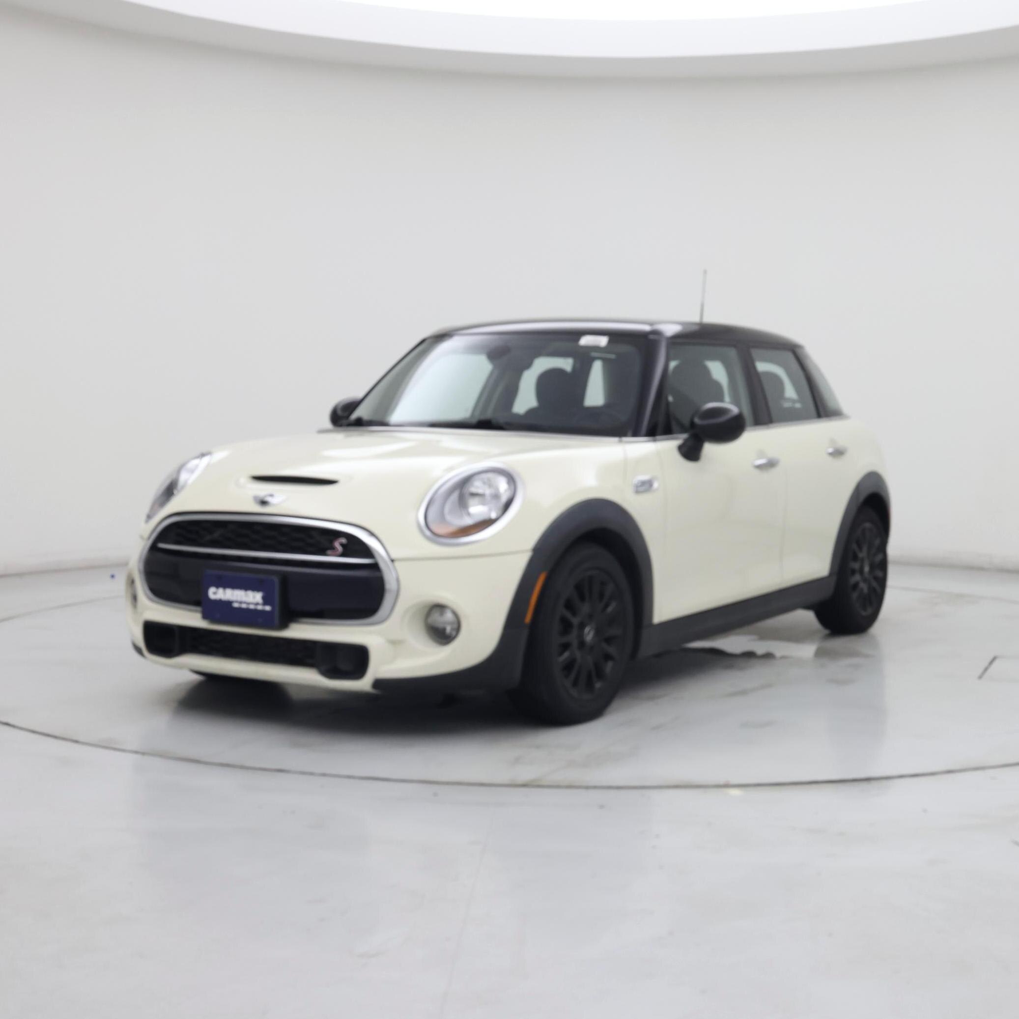 Thumbnail: 2016 MINI Cooper Hardtop - 4