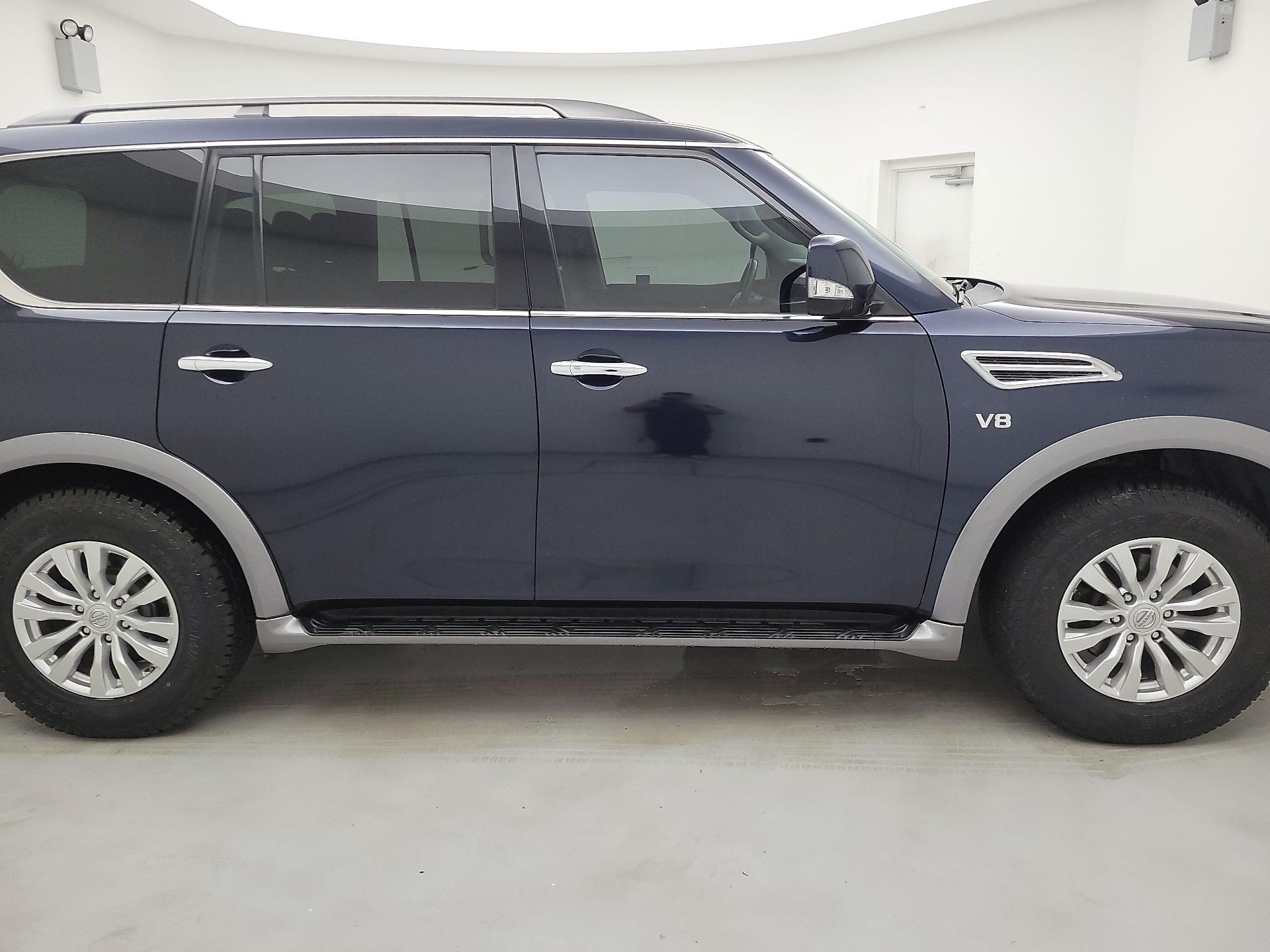 Thumbnail: 2017 Nissan Armada - 4