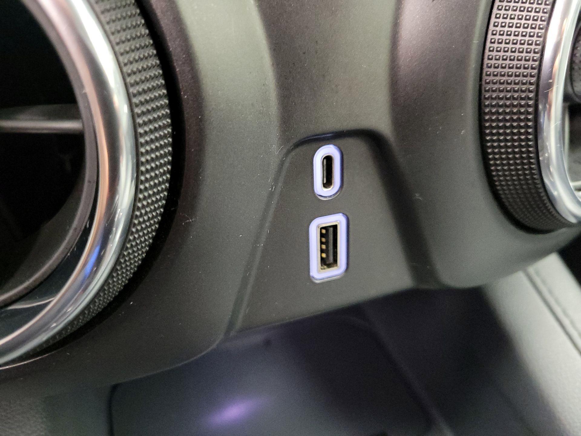 Thumbnail: 2019 Chevrolet Blazer - 18