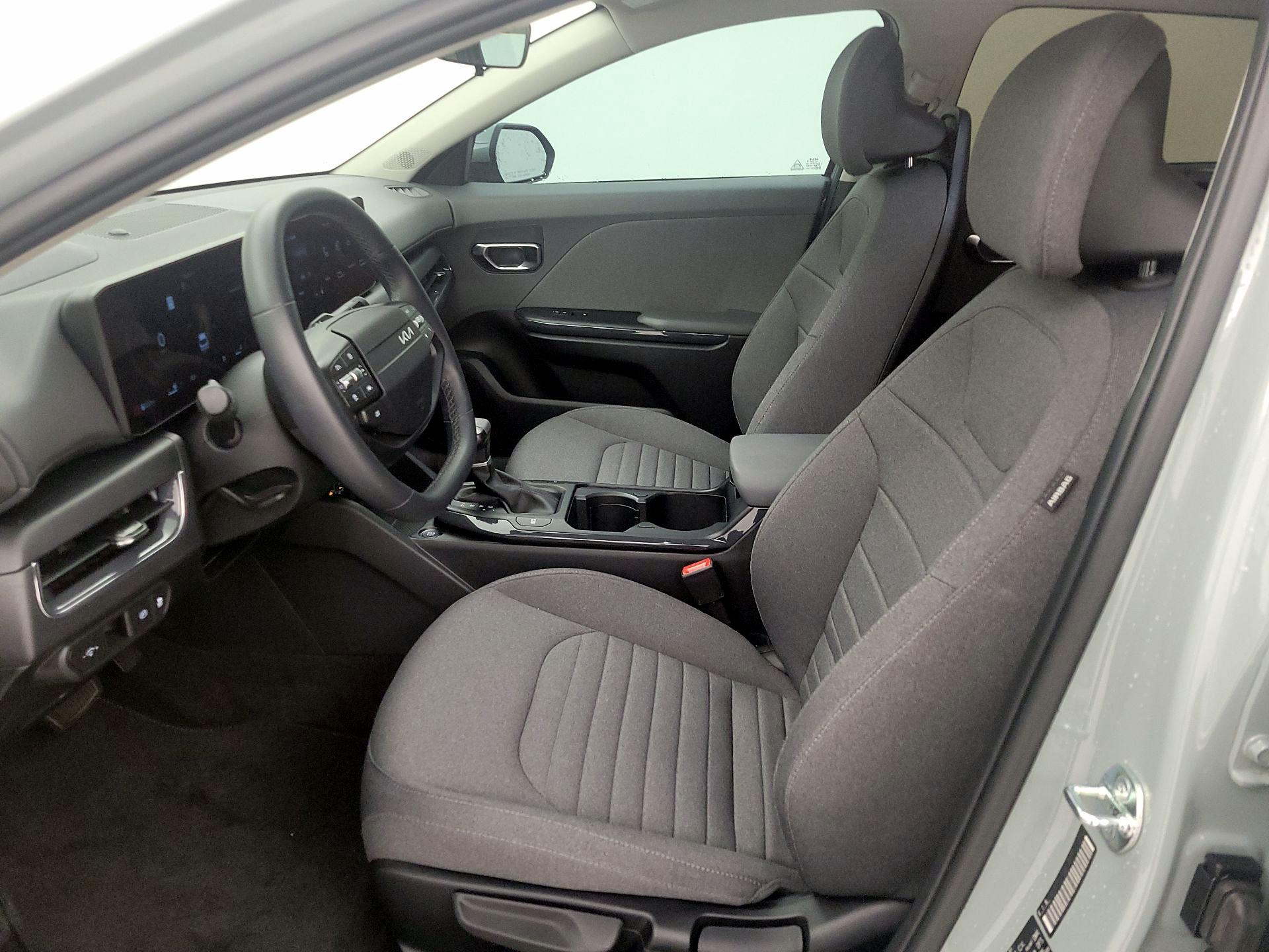 Thumbnail: 2025 Kia K4 - 11