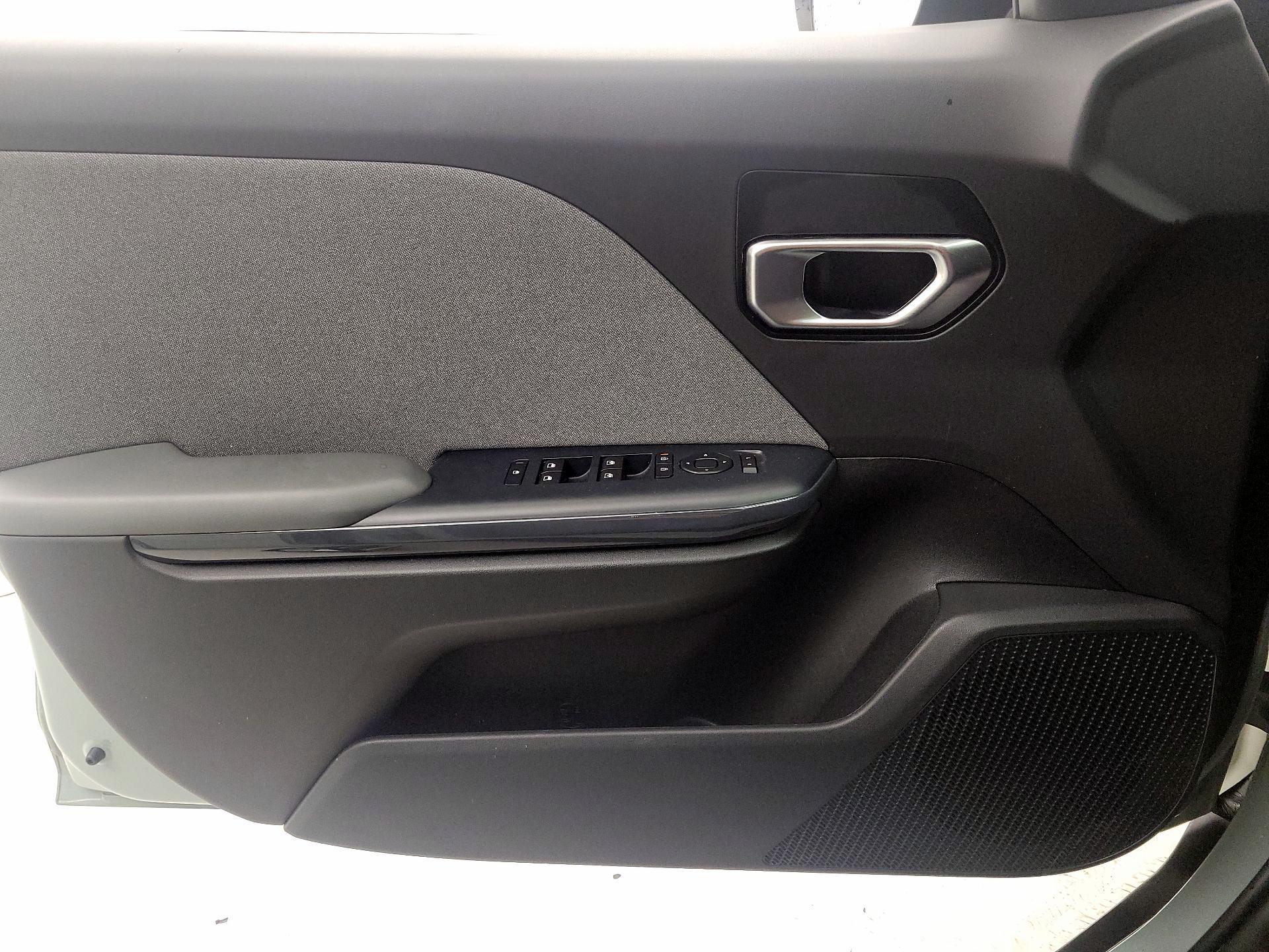 Thumbnail: 2025 Kia K4 - 12