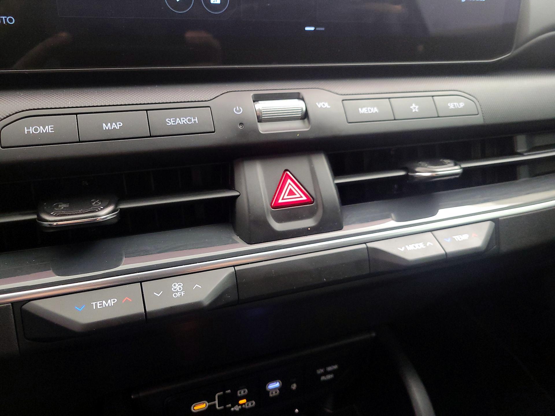 Thumbnail: 2025 Kia K4 - 16