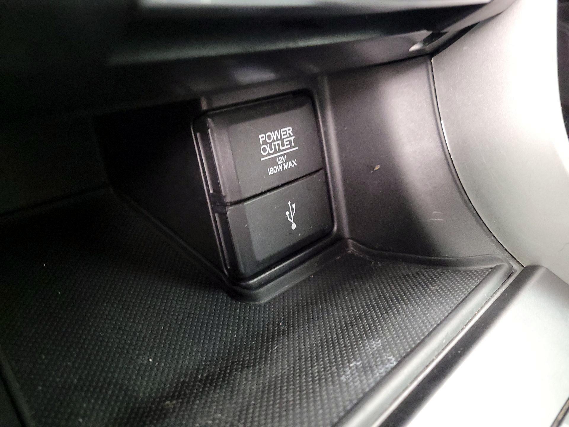 Thumbnail: 2015 Honda Accord - 16