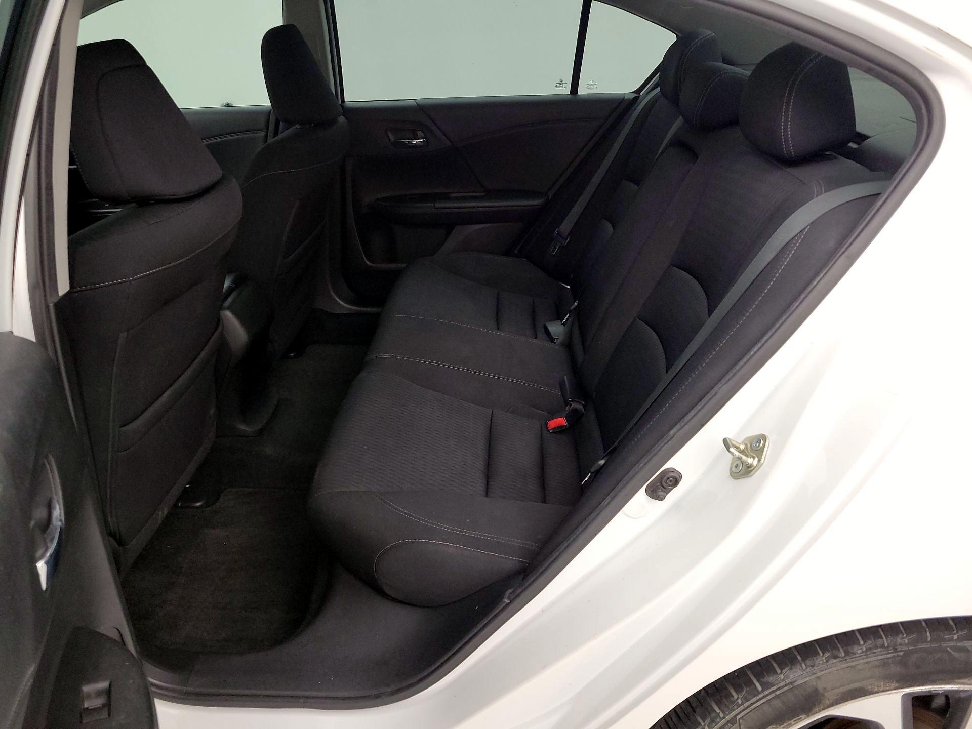 Thumbnail: 2015 Honda Accord - 17