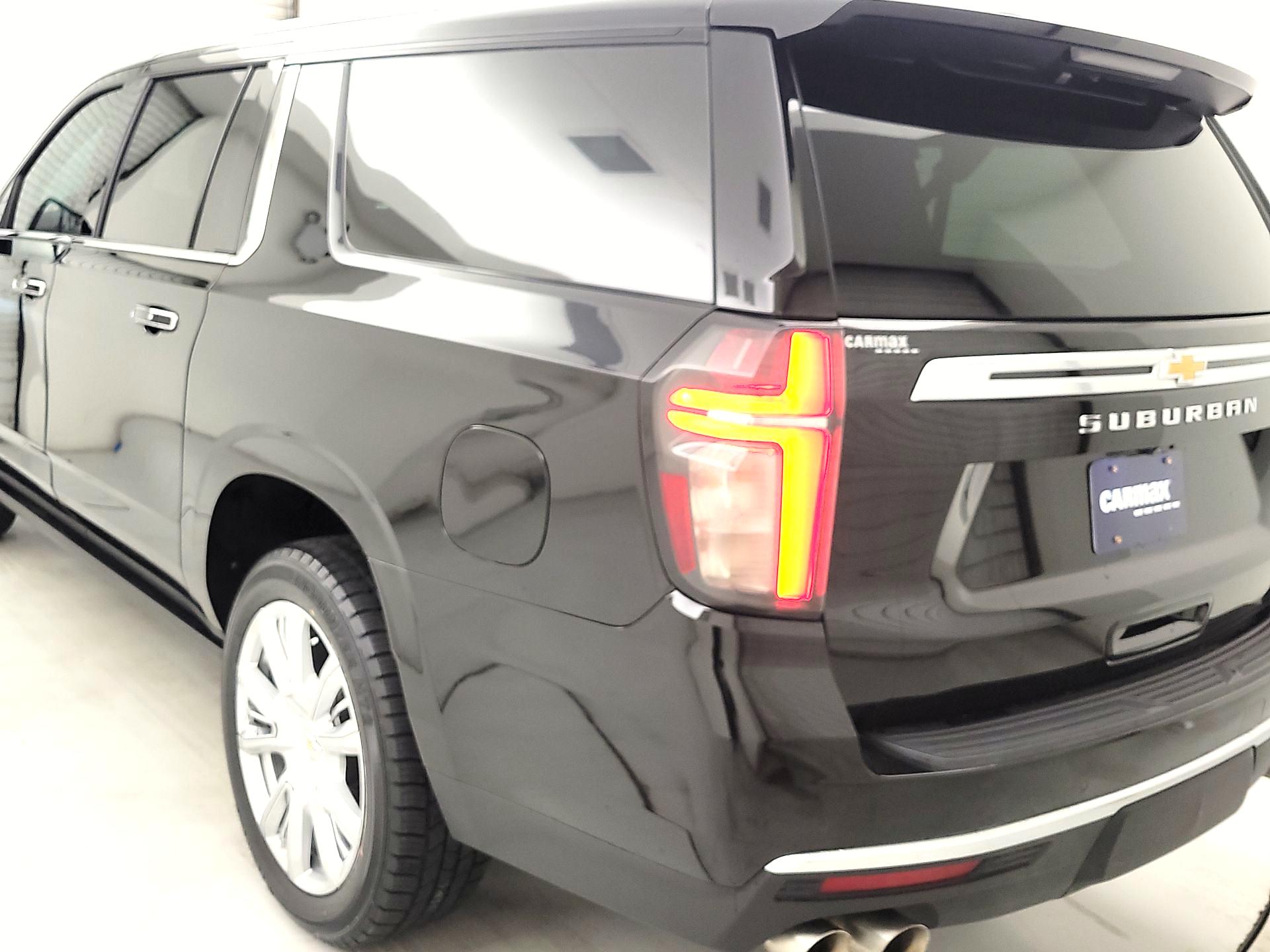 Thumbnail: 2021 Chevrolet Suburban - 7