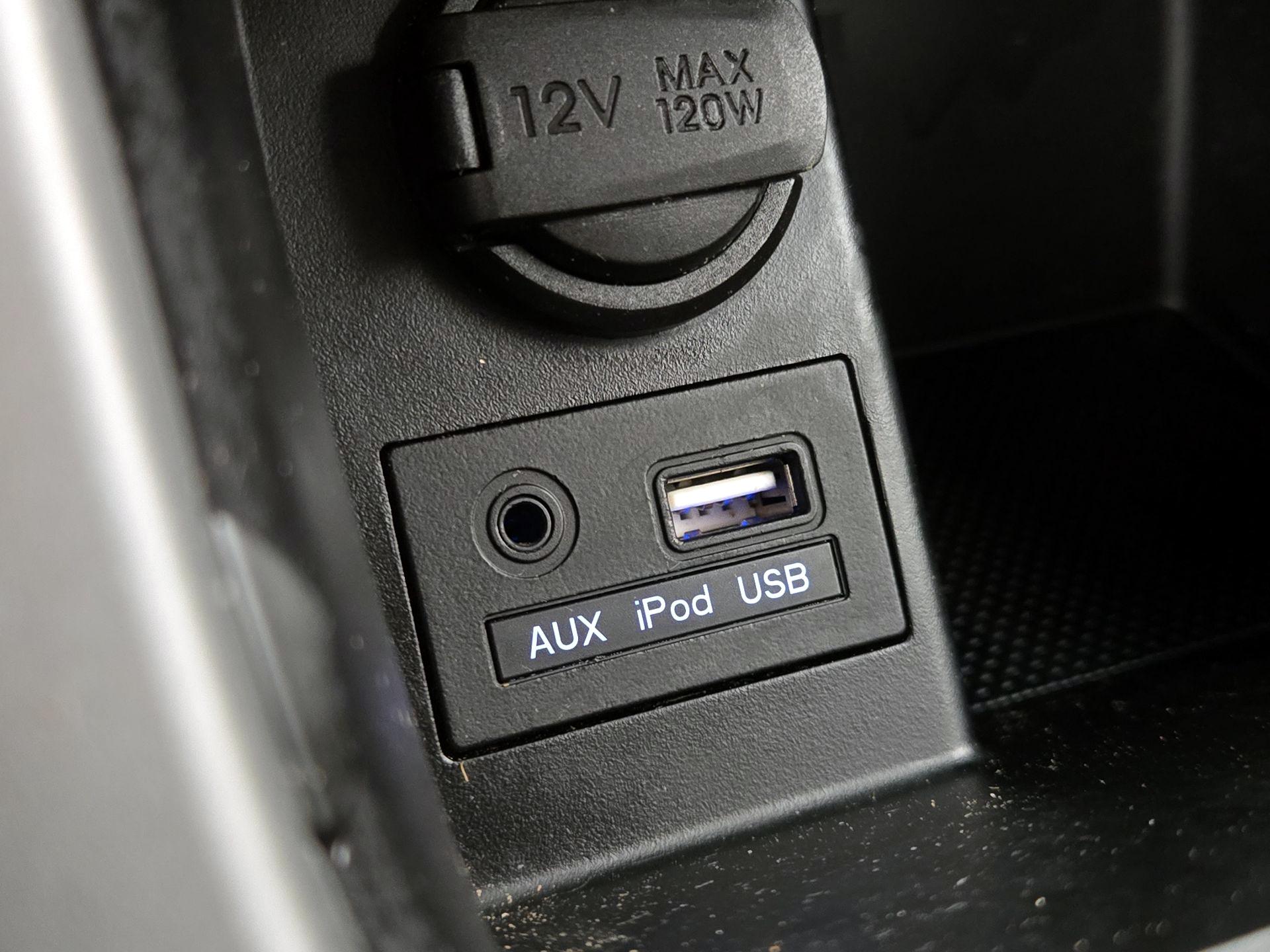 Thumbnail: 2016 Hyundai Elantra - 17