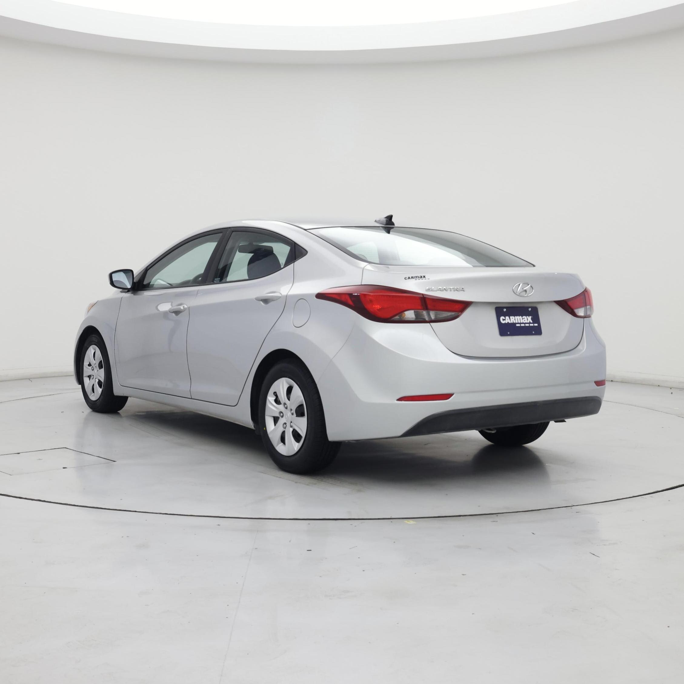 Thumbnail: 2016 Hyundai Elantra - 2