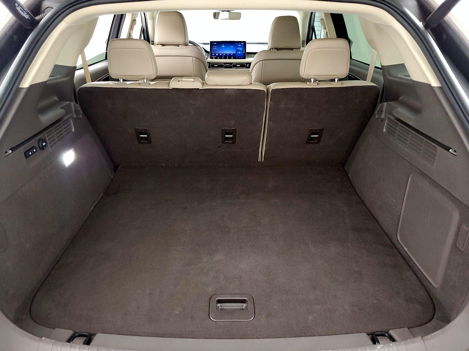 Thumbnail: 2022 Lincoln Nautilus - 20