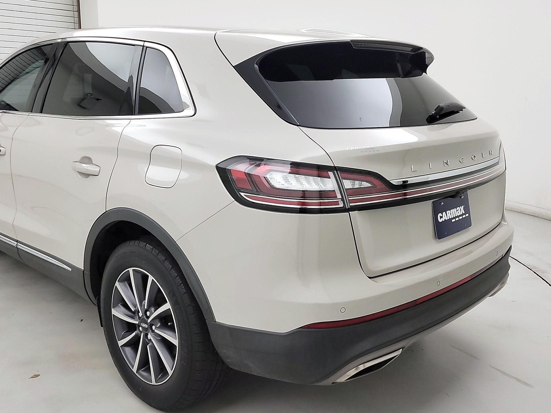 Thumbnail: 2022 Lincoln Nautilus - 7