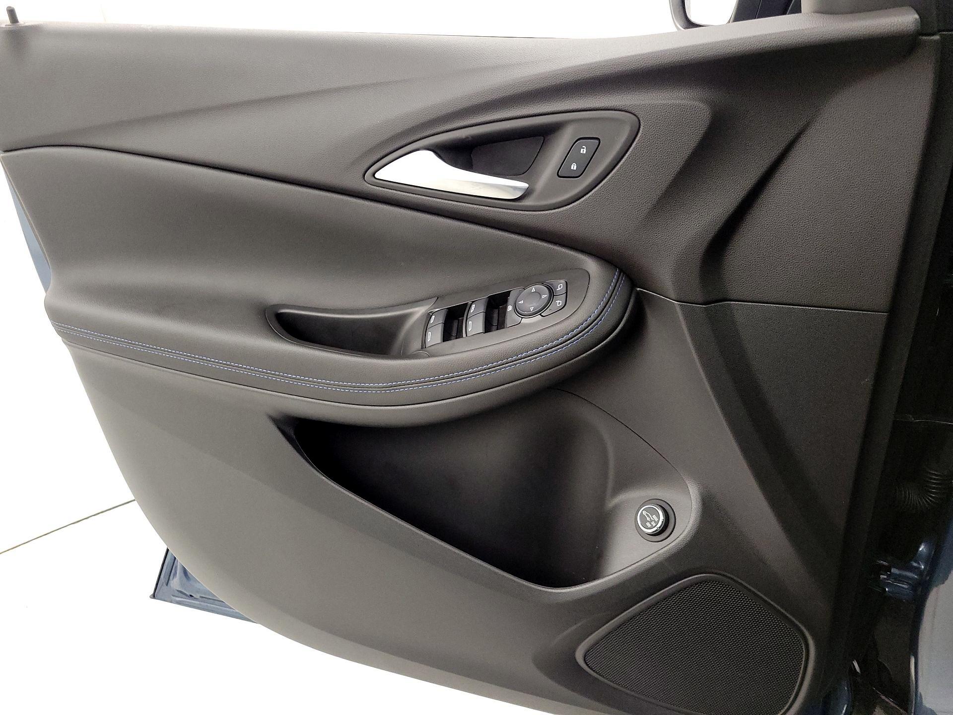 Thumbnail: 2025 Buick Encore GX - 10