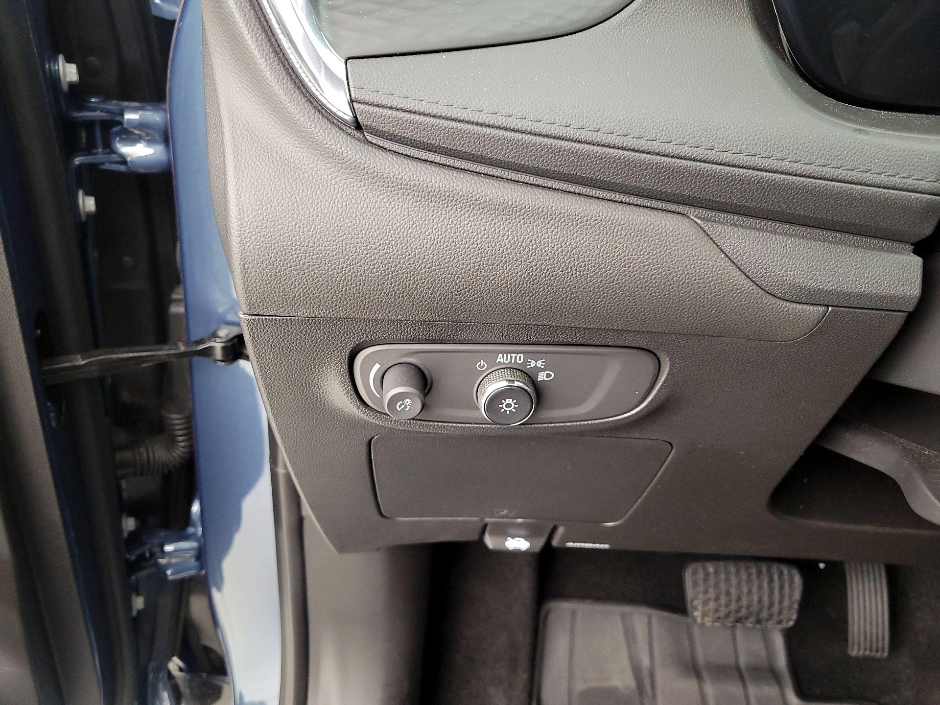 Thumbnail: 2025 Buick Encore GX - 11