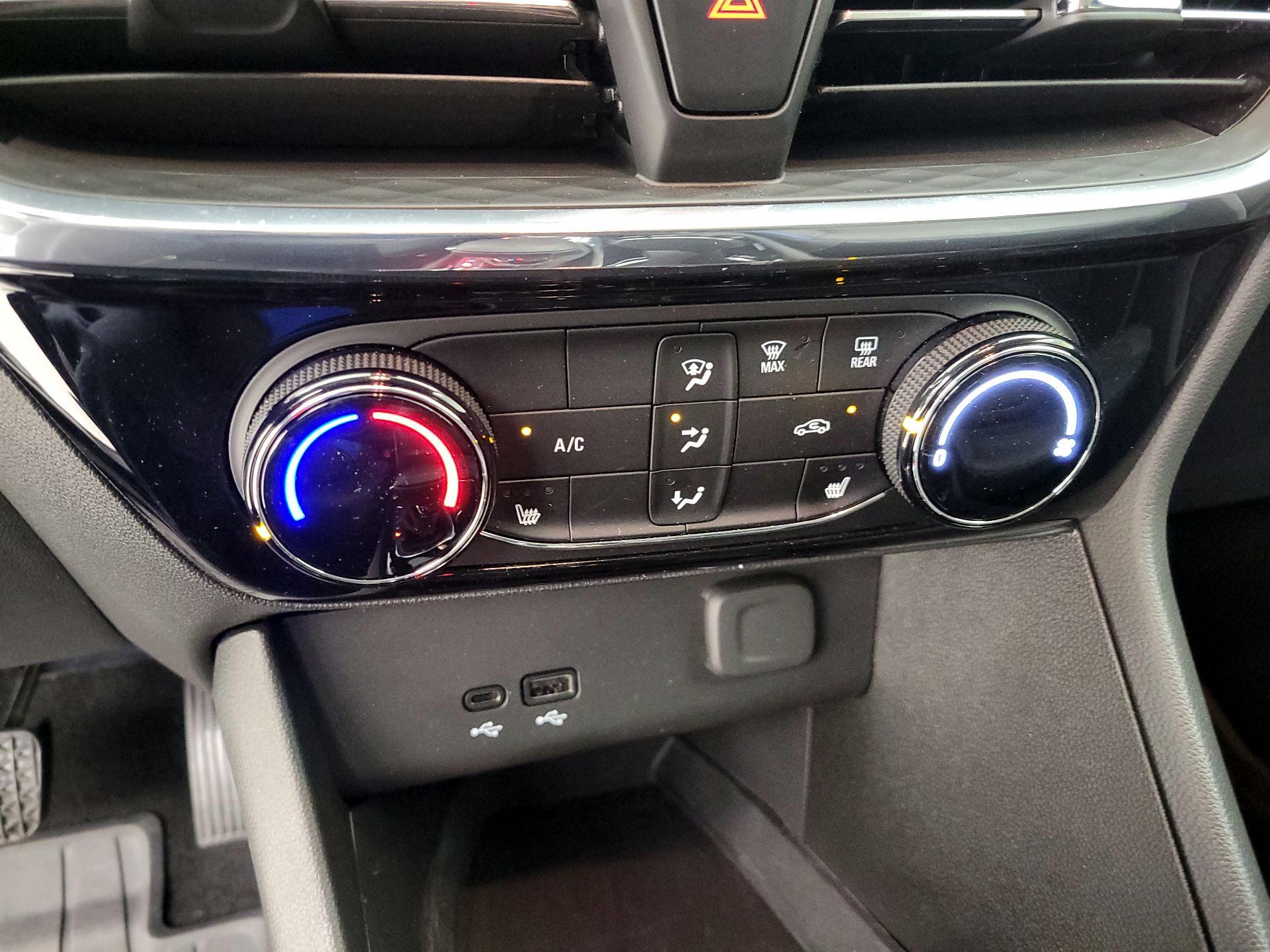 Thumbnail: 2025 Buick Encore GX - 14