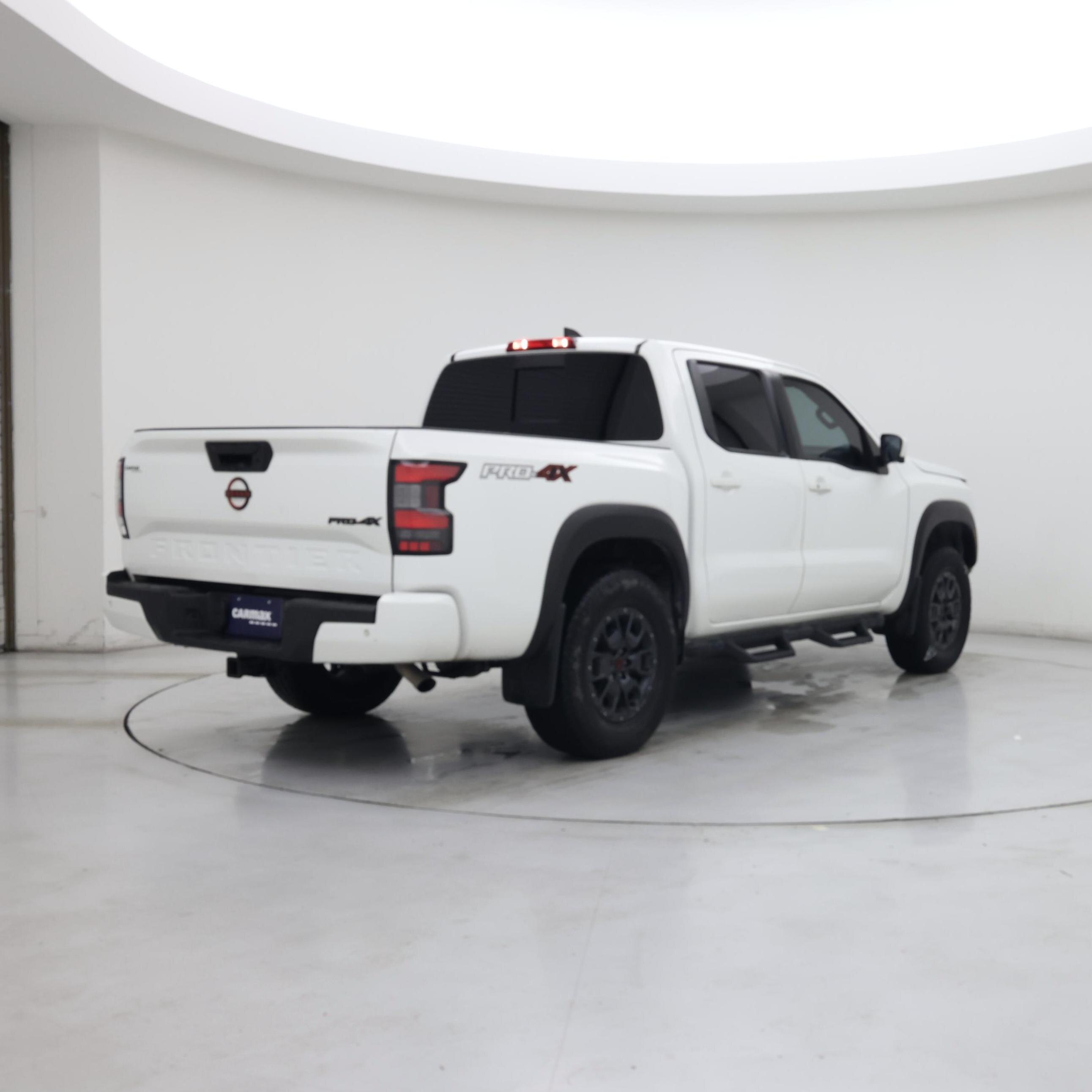 Thumbnail: 2024 Nissan Frontier - 8