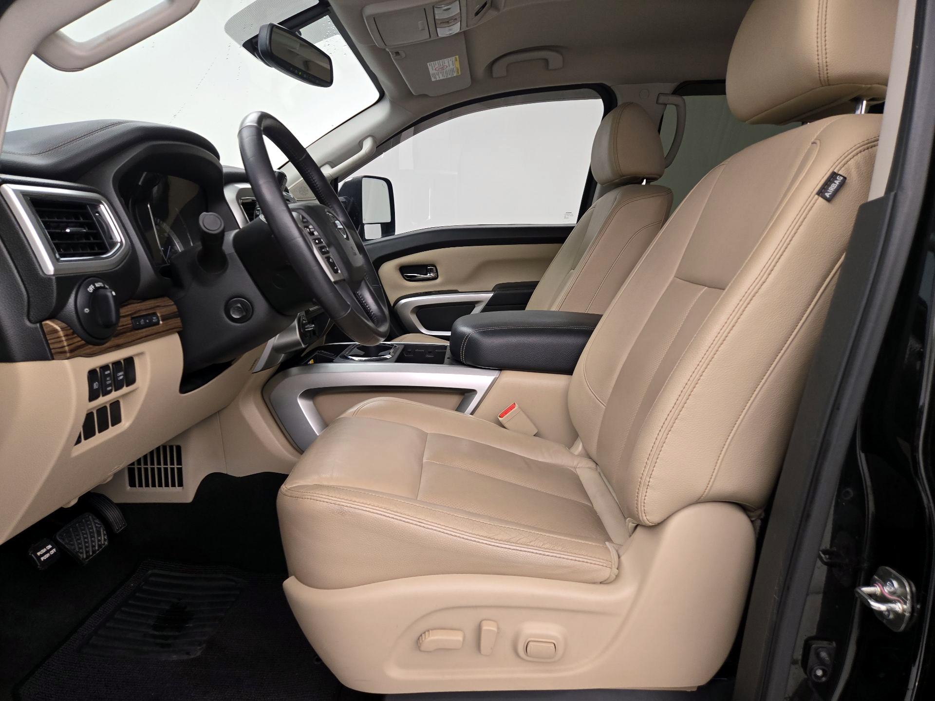 Thumbnail: 2018 Nissan Titan - 11