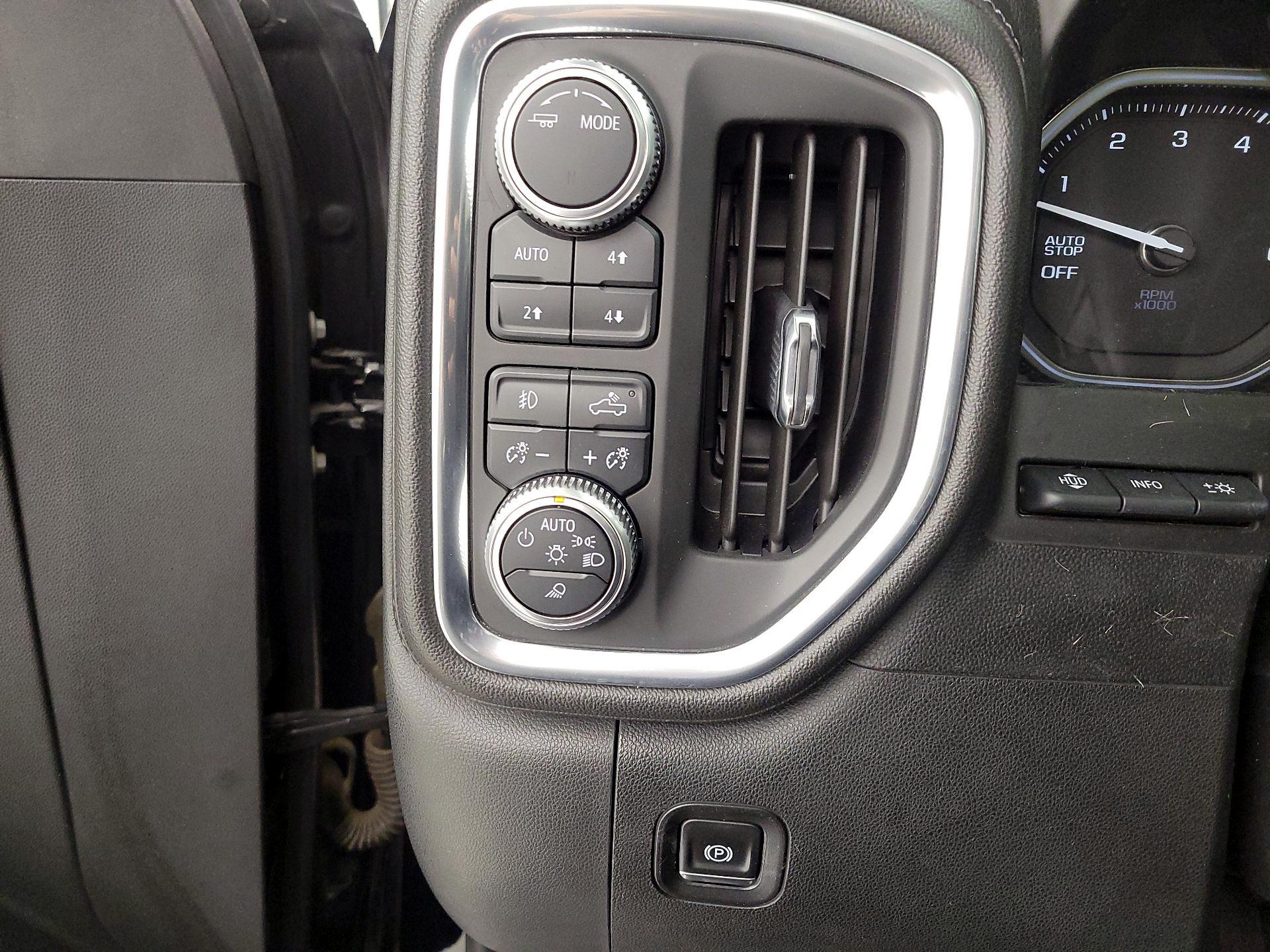 Thumbnail: 2020 GMC Sierra 1500 - 11