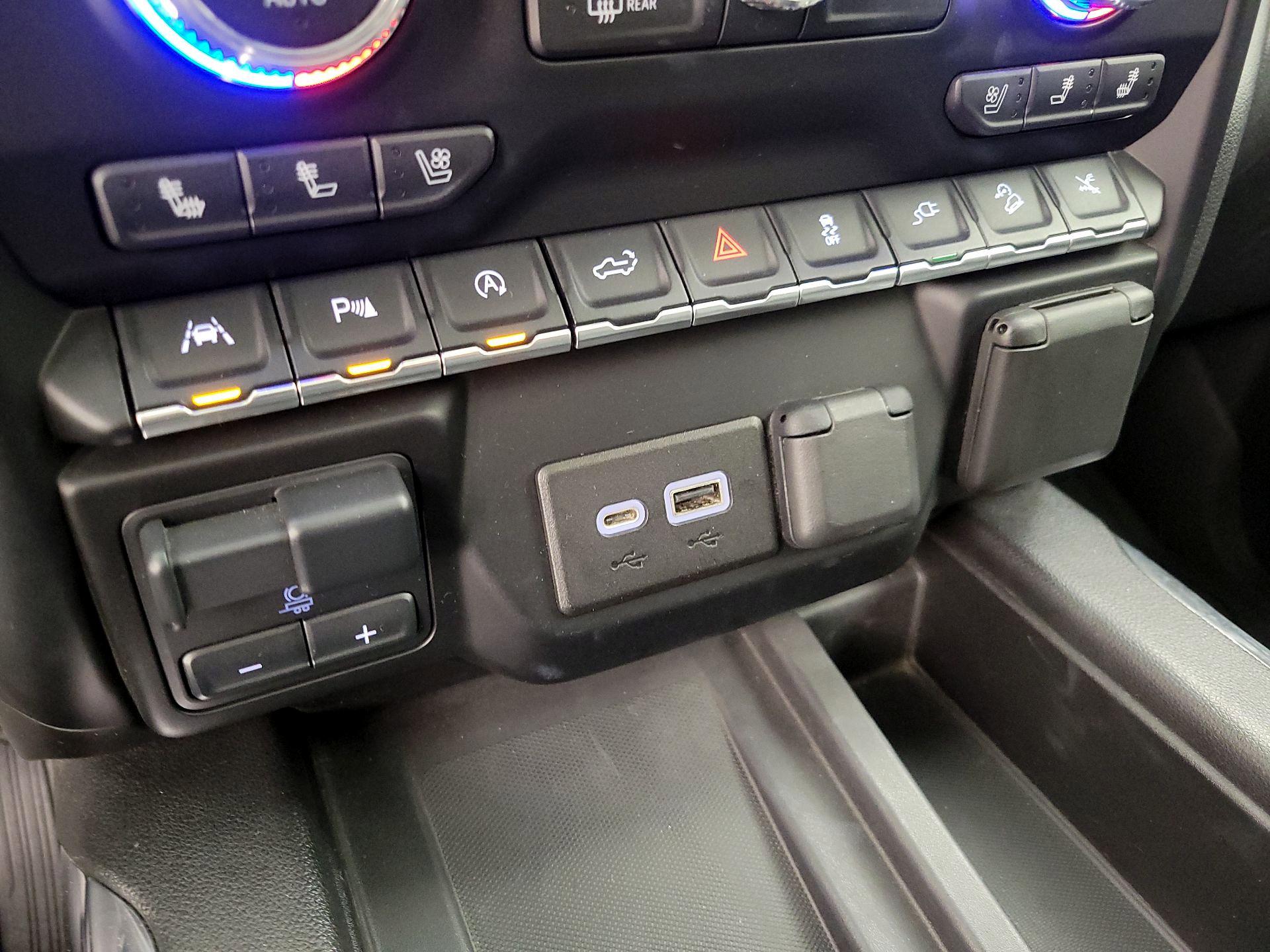 Thumbnail: 2020 GMC Sierra 1500 - 17