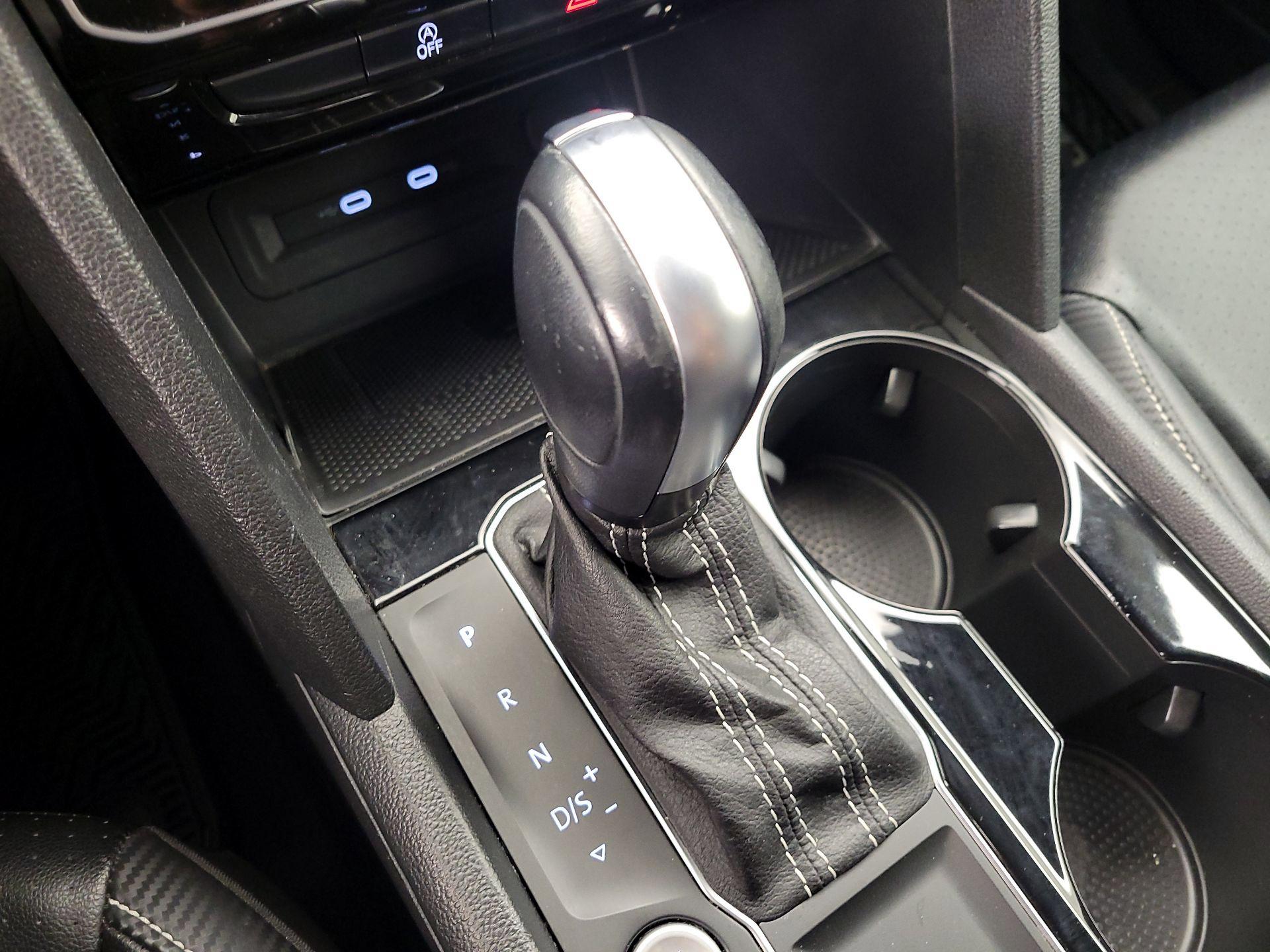 Thumbnail: 2023 Volkswagen Atlas - 15