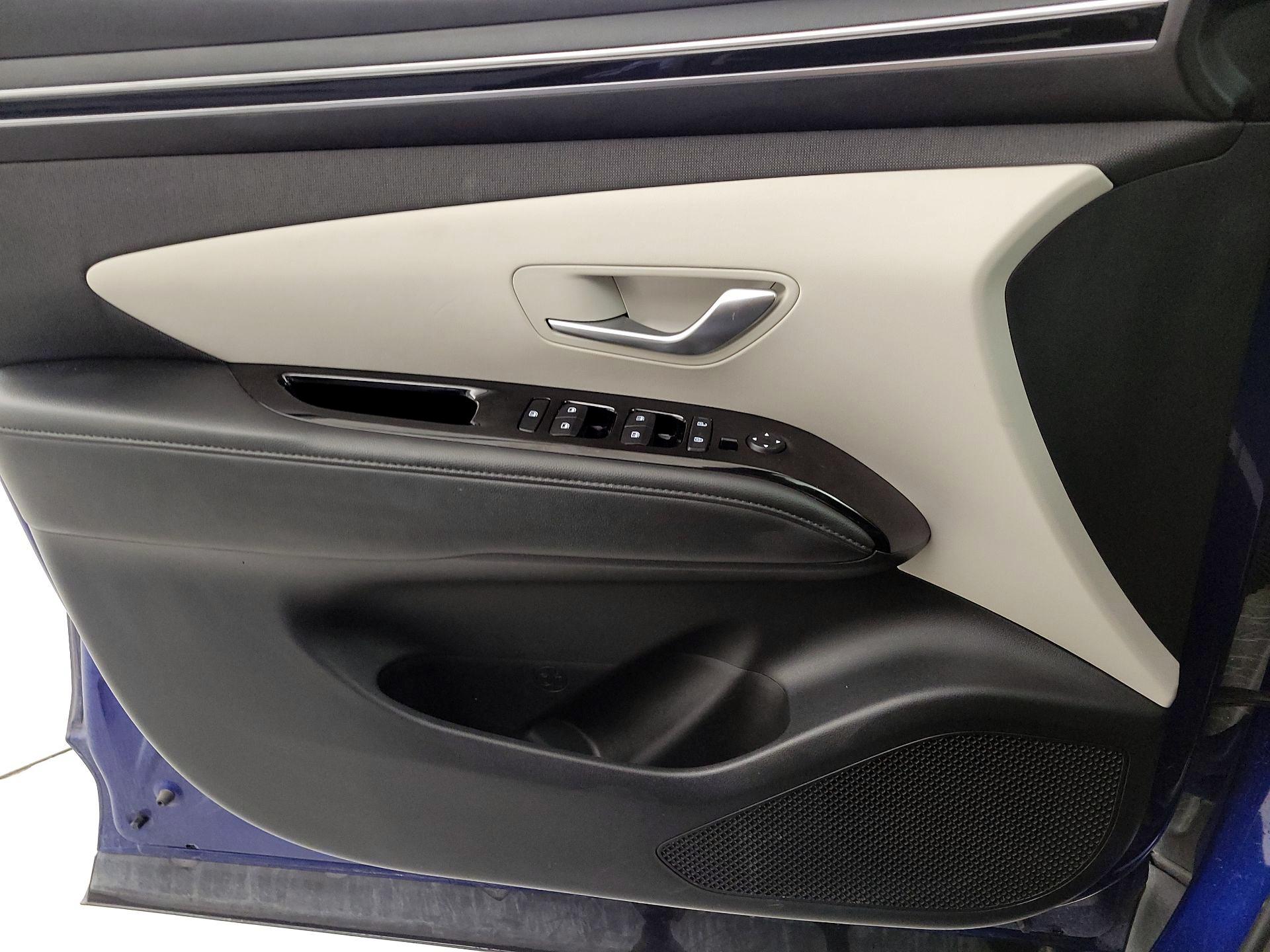 Thumbnail: 2022 Hyundai Tucson - 10