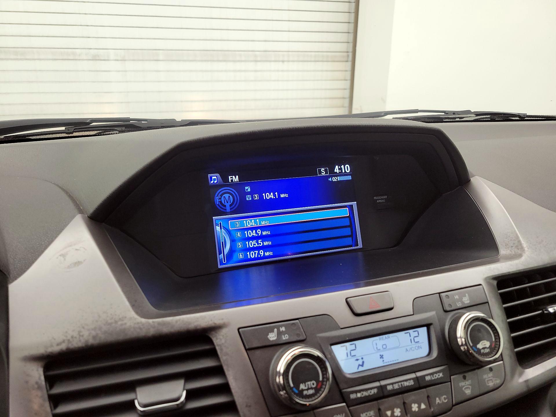 Thumbnail: 2017 Honda Odyssey - 13